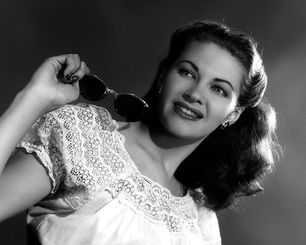yvonne de carlo