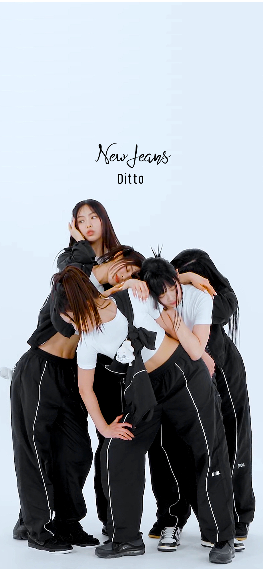 NewJeans Ditto Ver. wallpaper