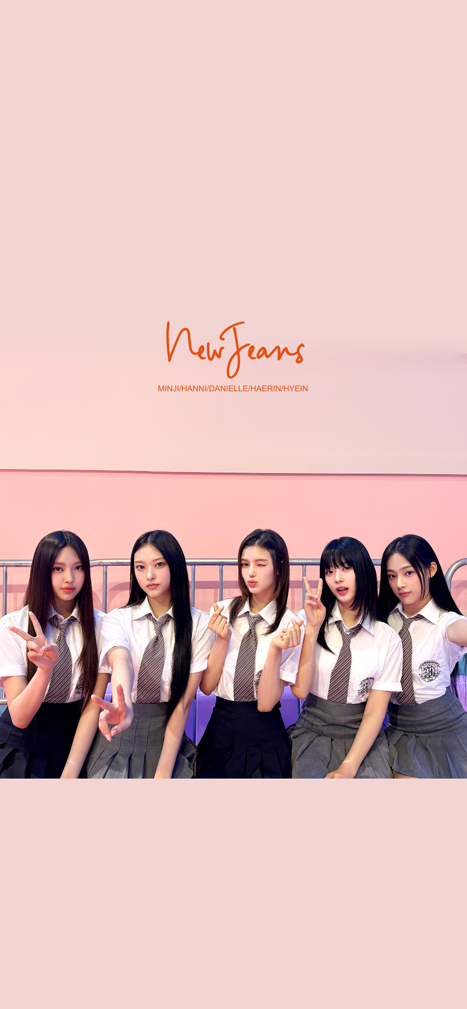NewJeans wallpaper