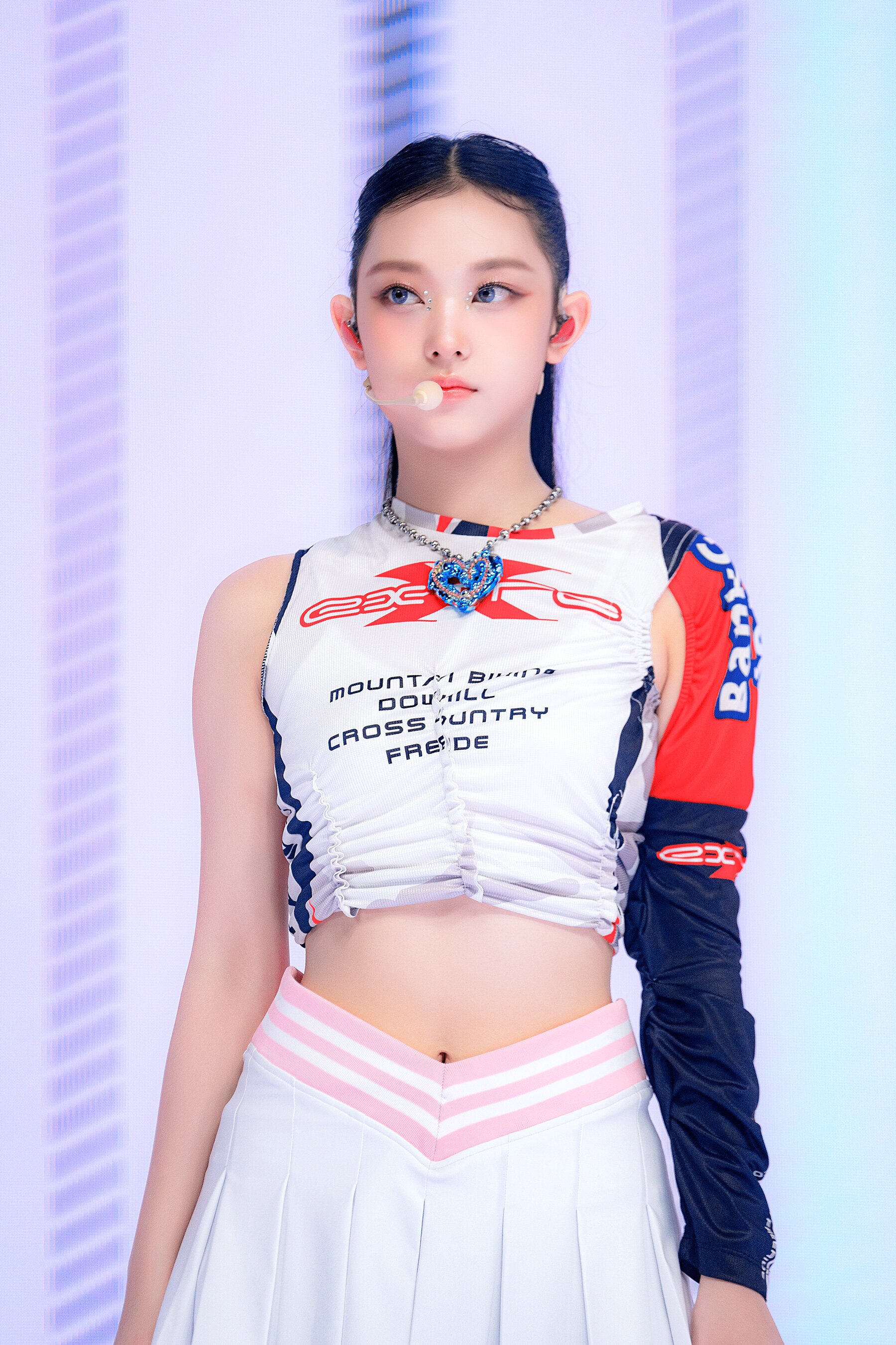 NewJeans Haerin - 'Super Shy' at