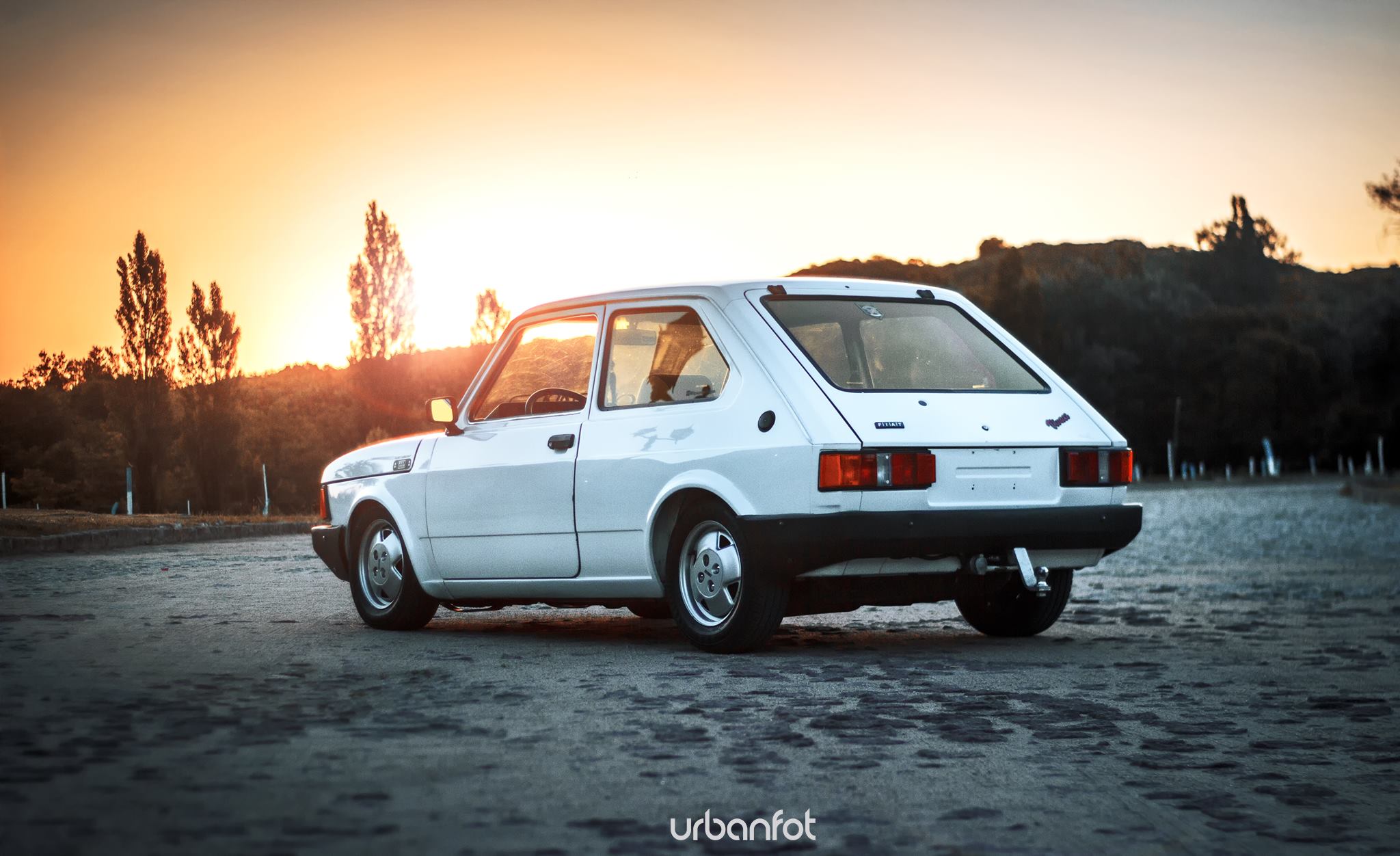 Free download UrbanFot Fiat CuritasBox