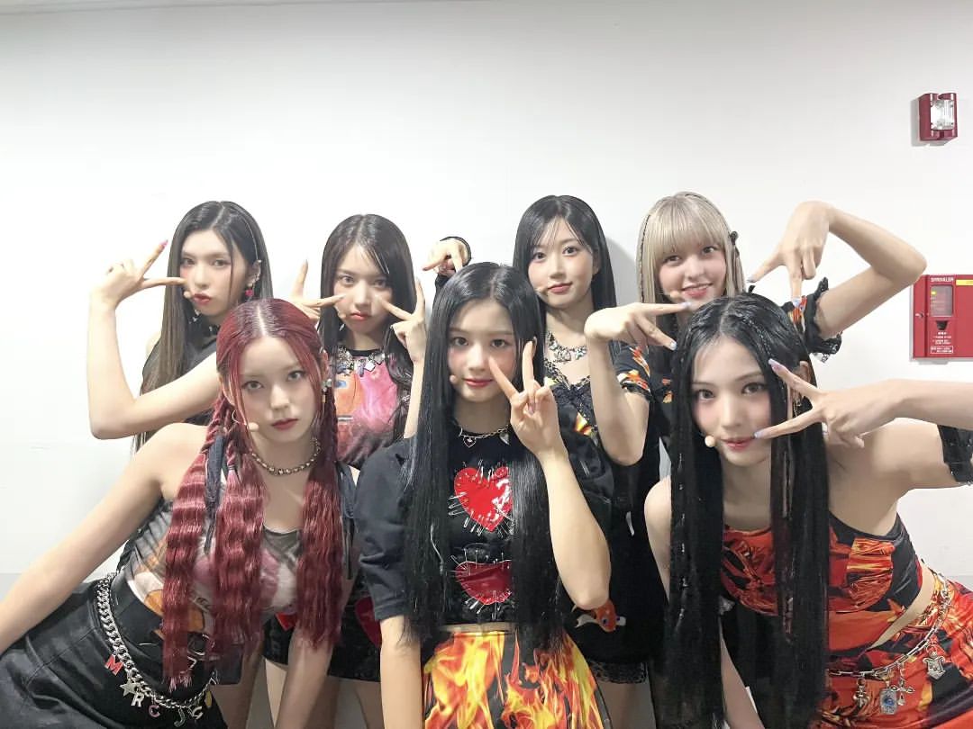 All Of NMIXX Outfits In [LIVE] 'DICE