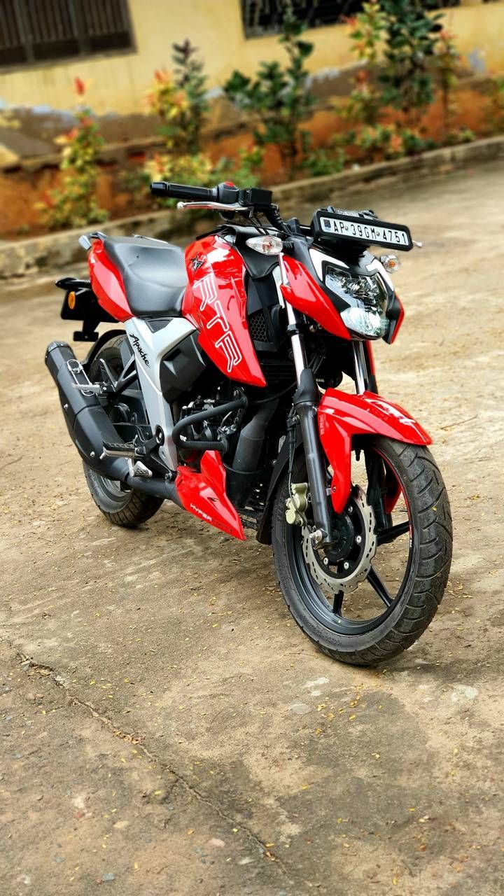 Apache RTR 160 4V wallpaper