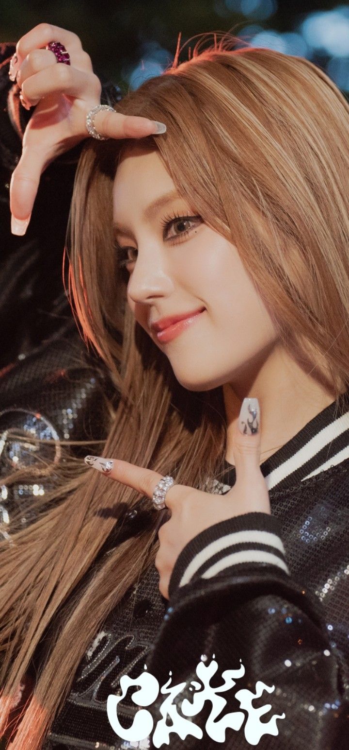 ITZY CAKE WALLPAPER. Itzy, Beautiful