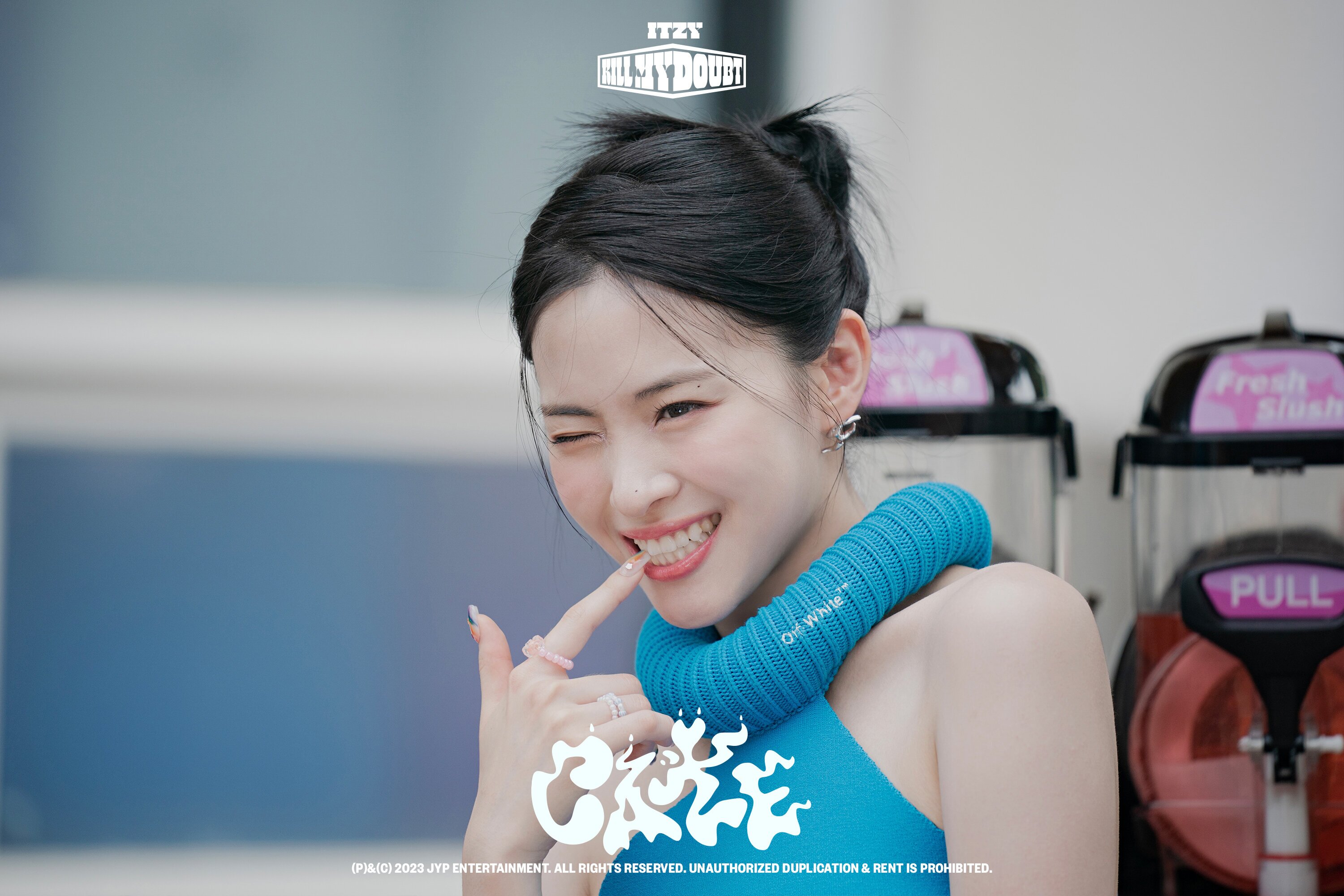 ITZY 'CAKE' MV BEHIND PHOTO