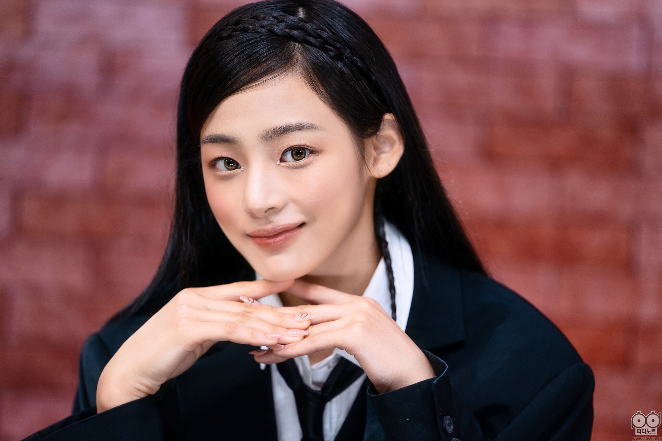 NewJeans 'Cookie' at Inkigayo