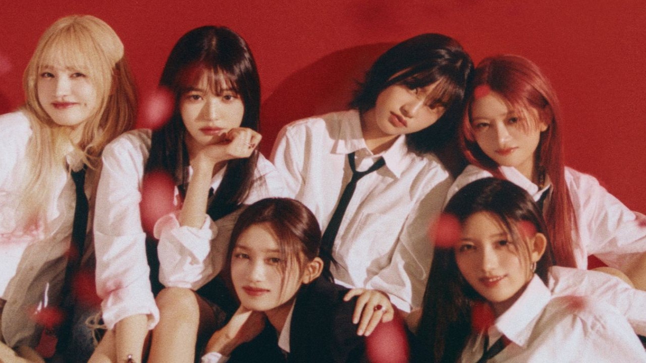 IVE have 'late night conversation'