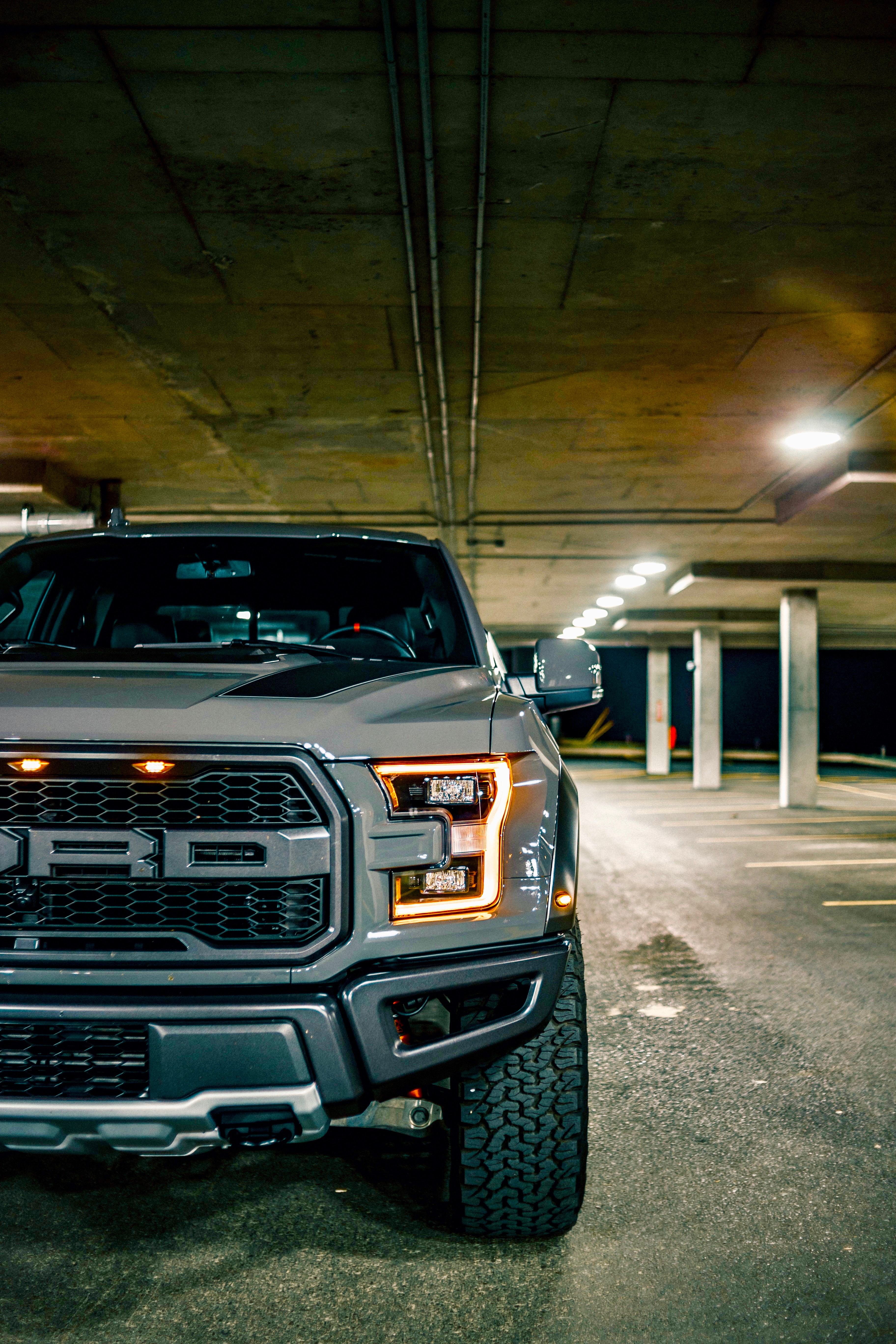 Download Ford Raptor wallpaper