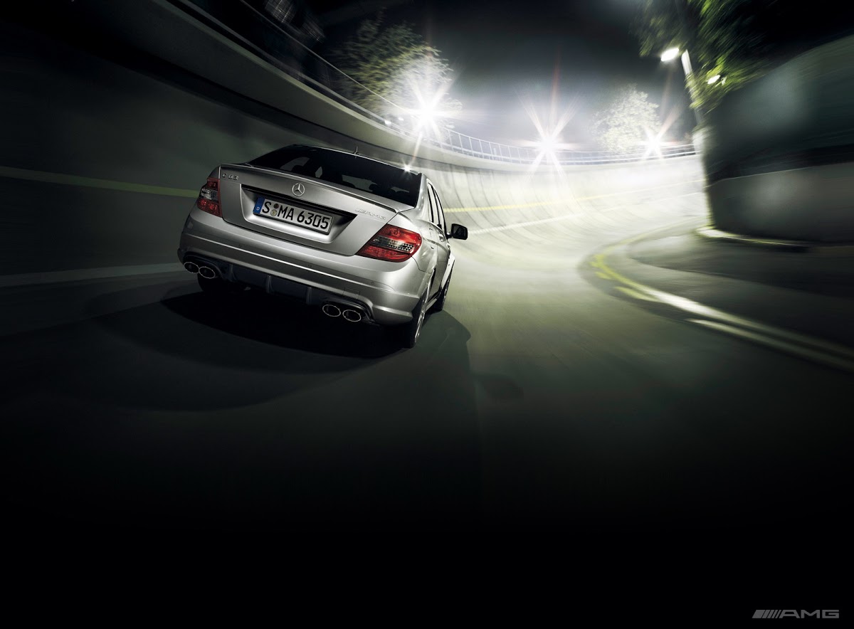 Cool Mercedes Benz C 63 AMG Wallpaper