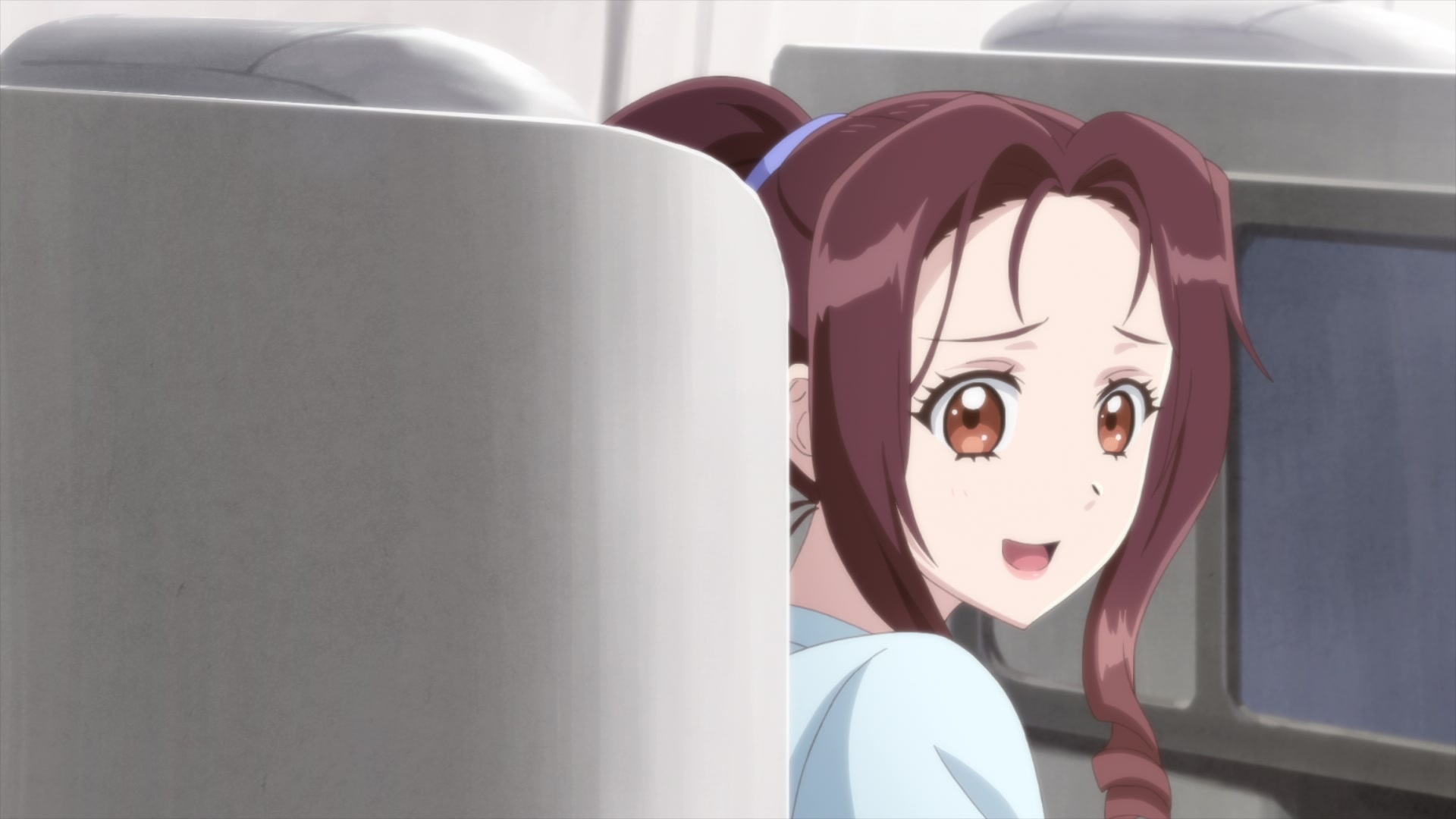 Royal Lady with the Lamp Image