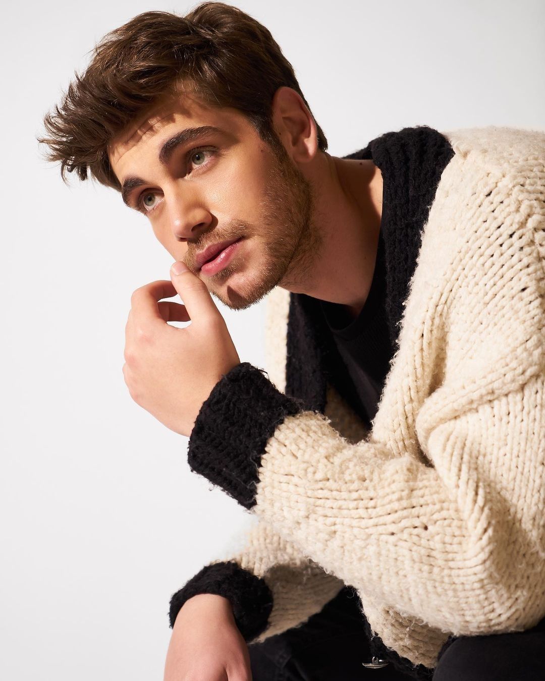 Emre Bey: Tv Series, Biography