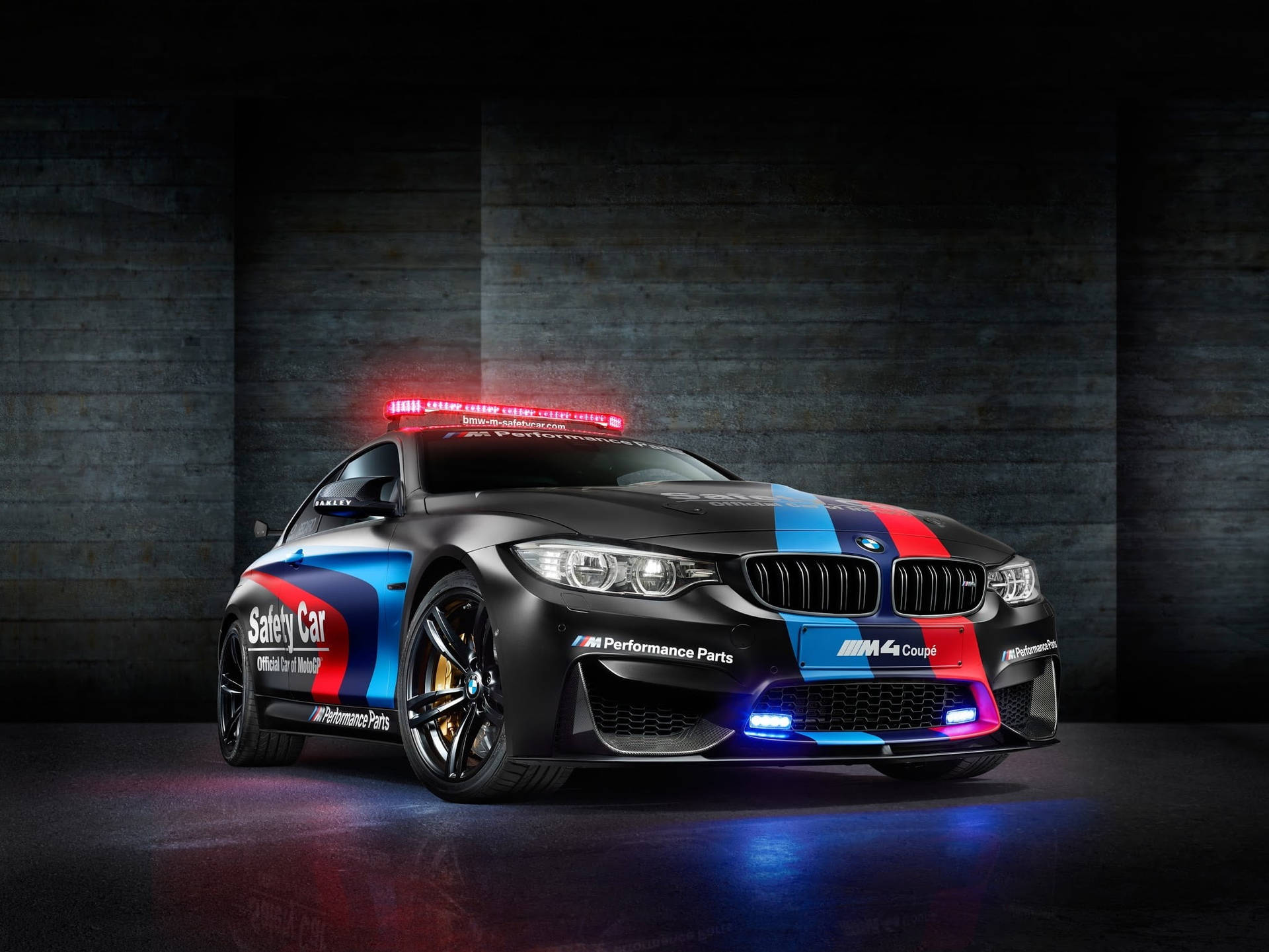 Download Modified Safety Car Bmw Laptop