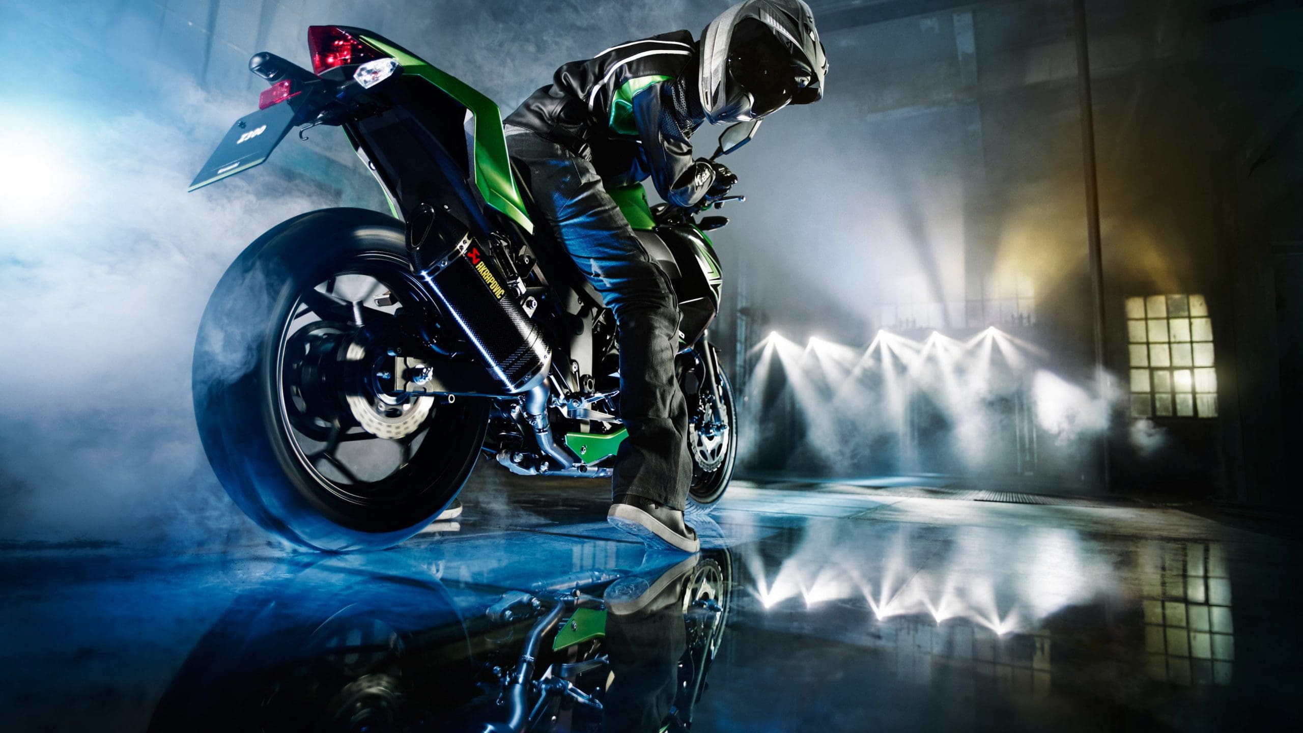 Kawasaki Motorcycle [4K] Wallpaper