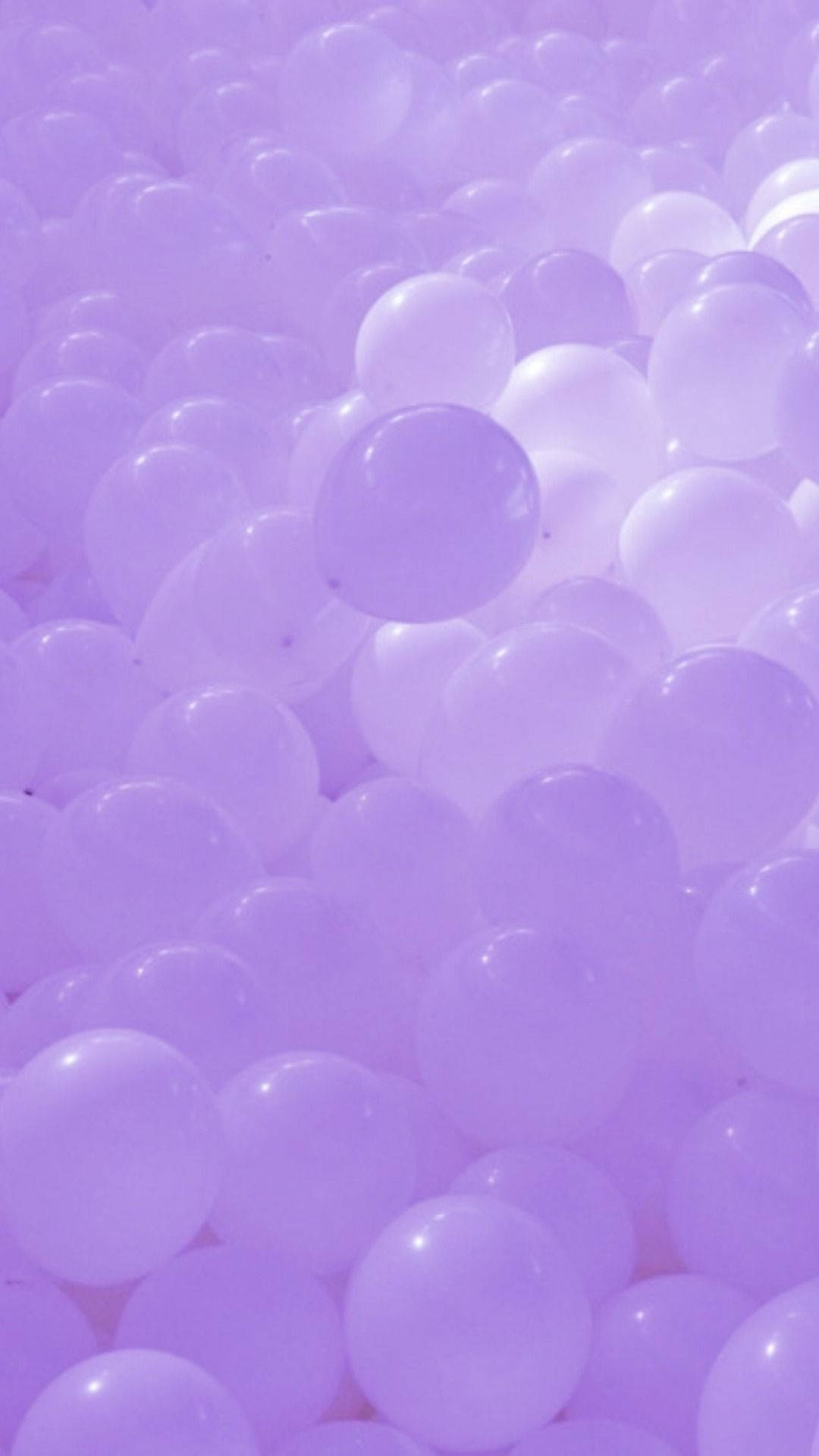 Light Purple iPhone Balloons Wallpaper