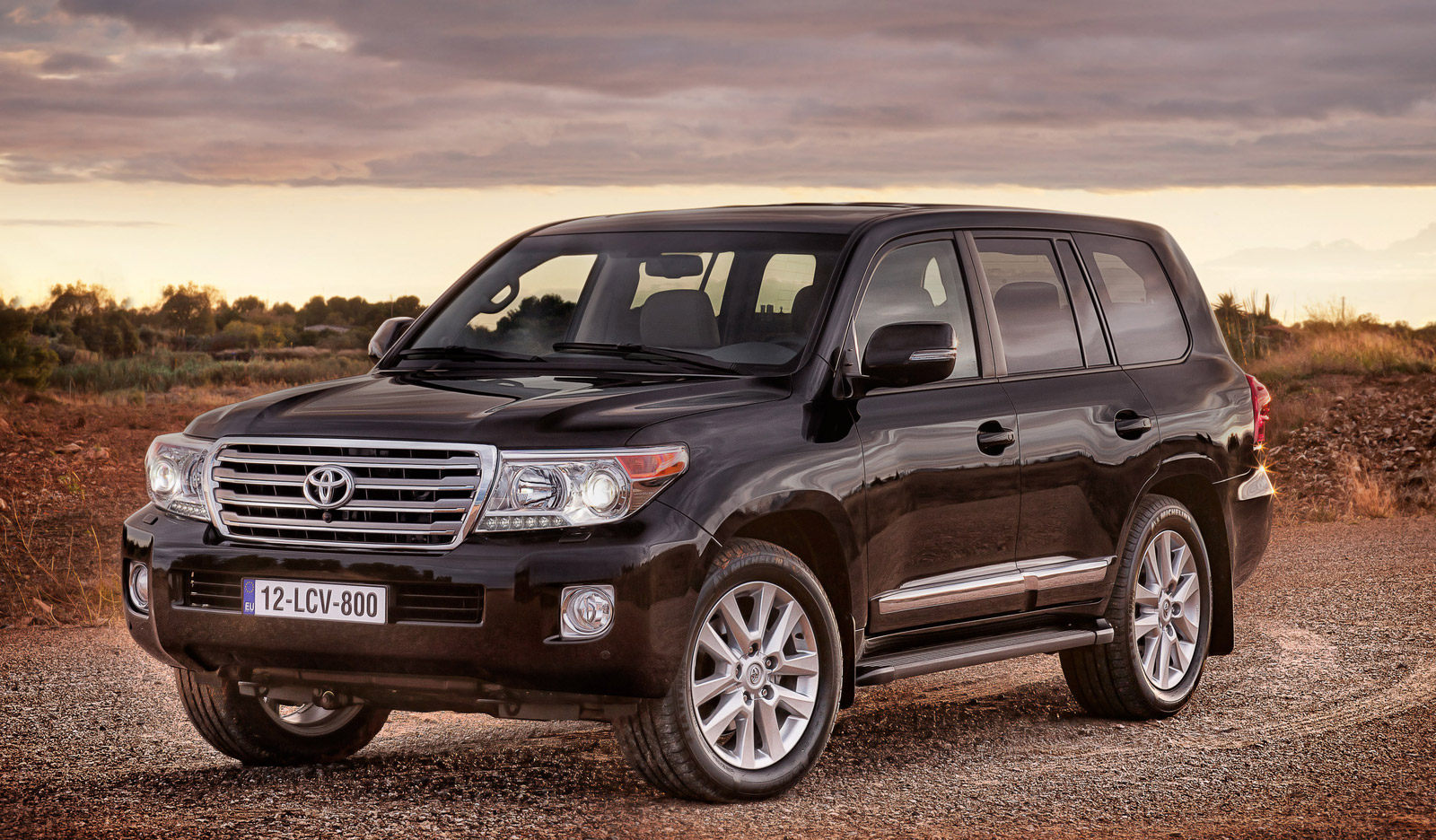 Toyota Land Cruiser Review