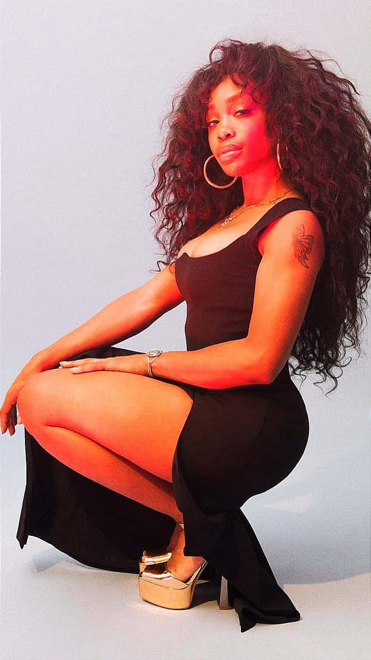 Download R&B Artist SZA Expressing Her
