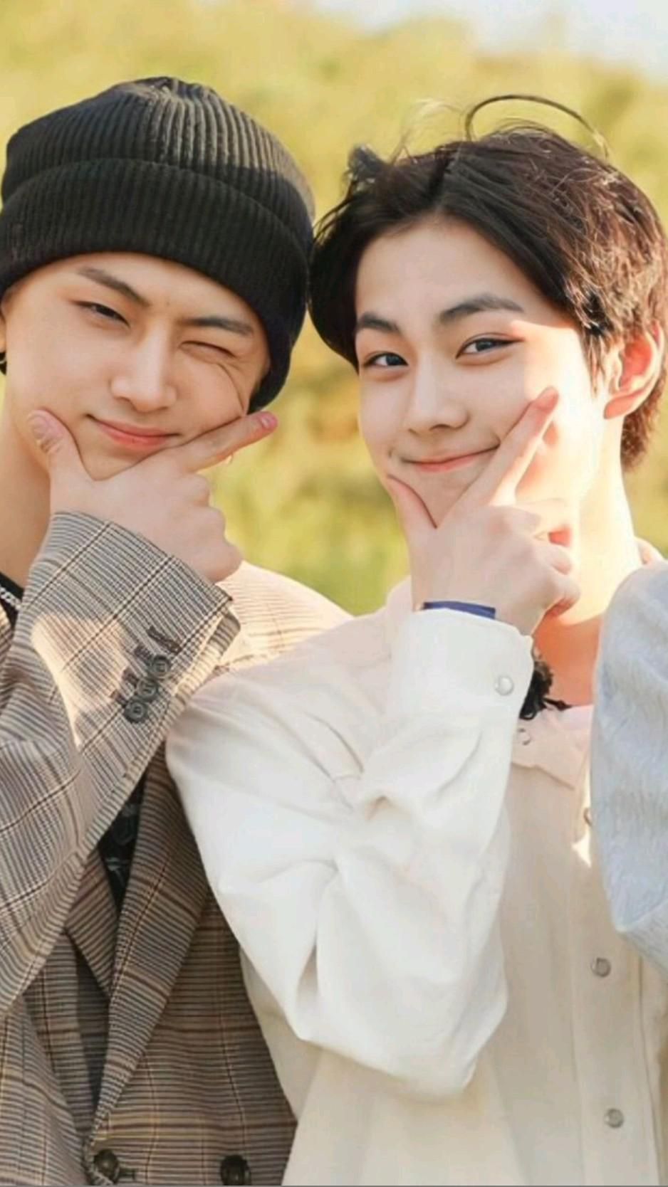 Handsome actors, Cute korean boys