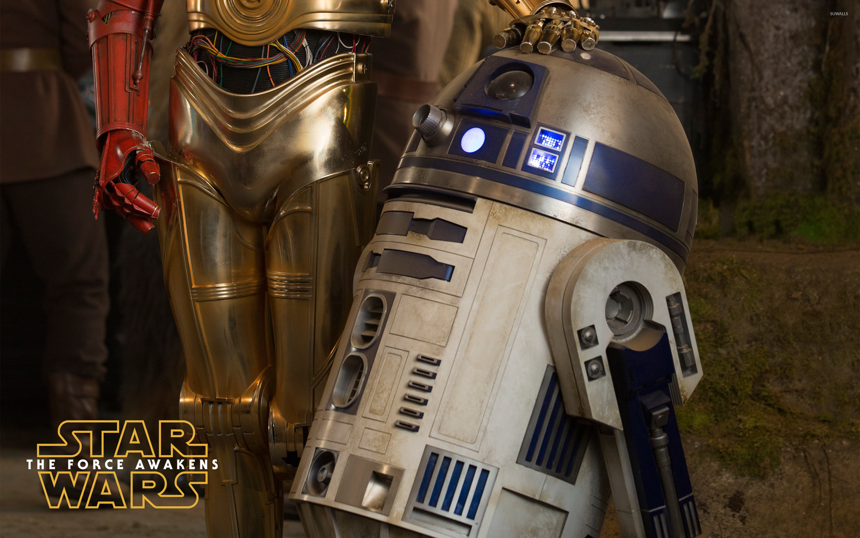 R2 D2 In Star Wars: The Force Awakens