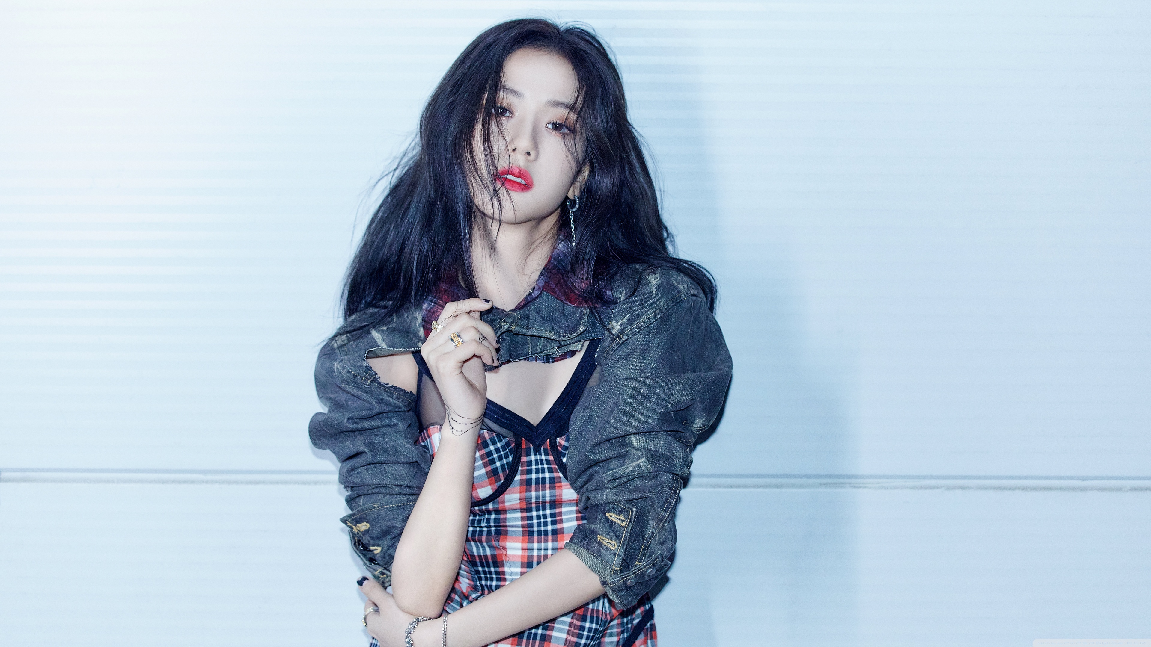 Jisoo KPop Star Singer BLACKPINK Ultra