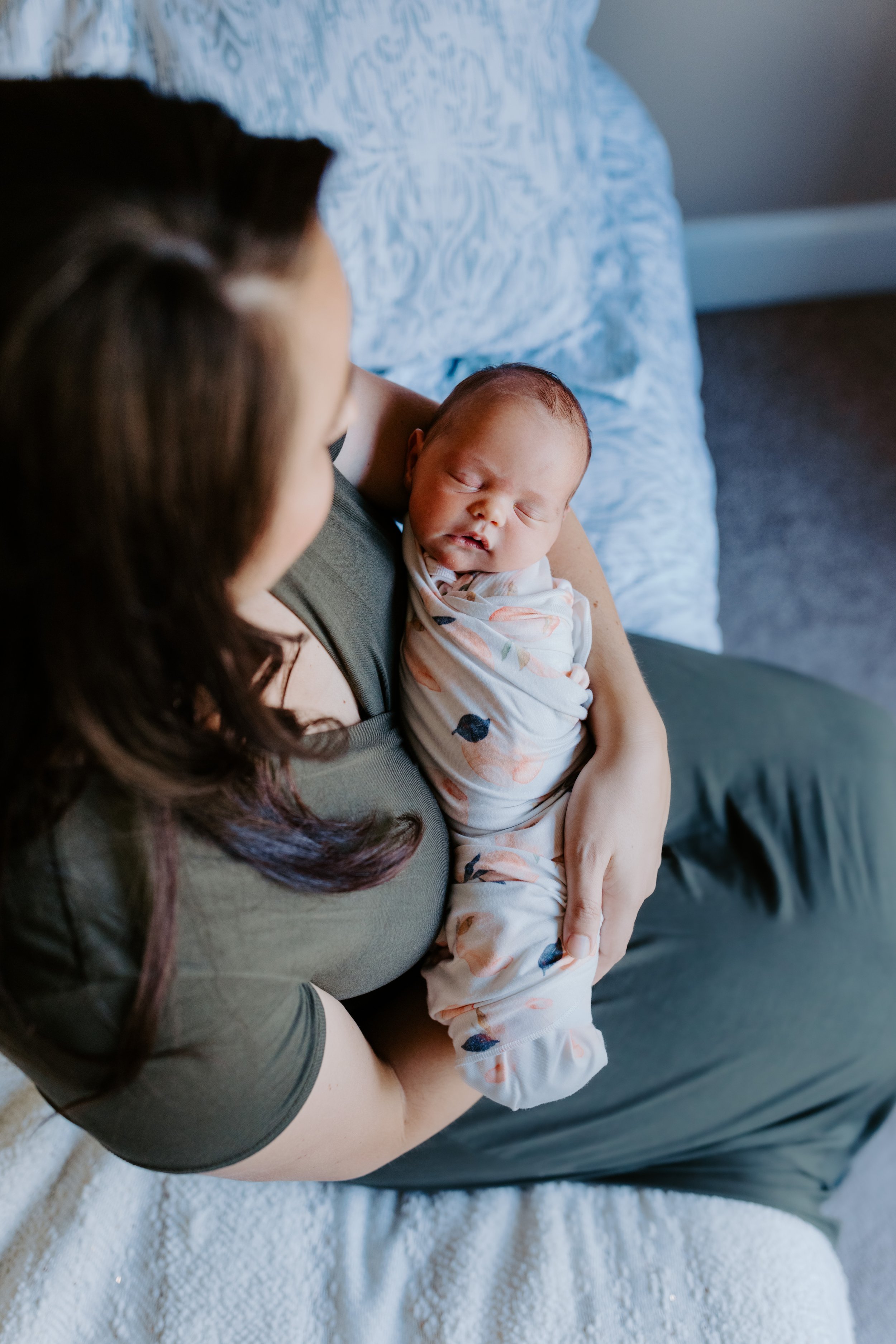 lifestyle newborn session