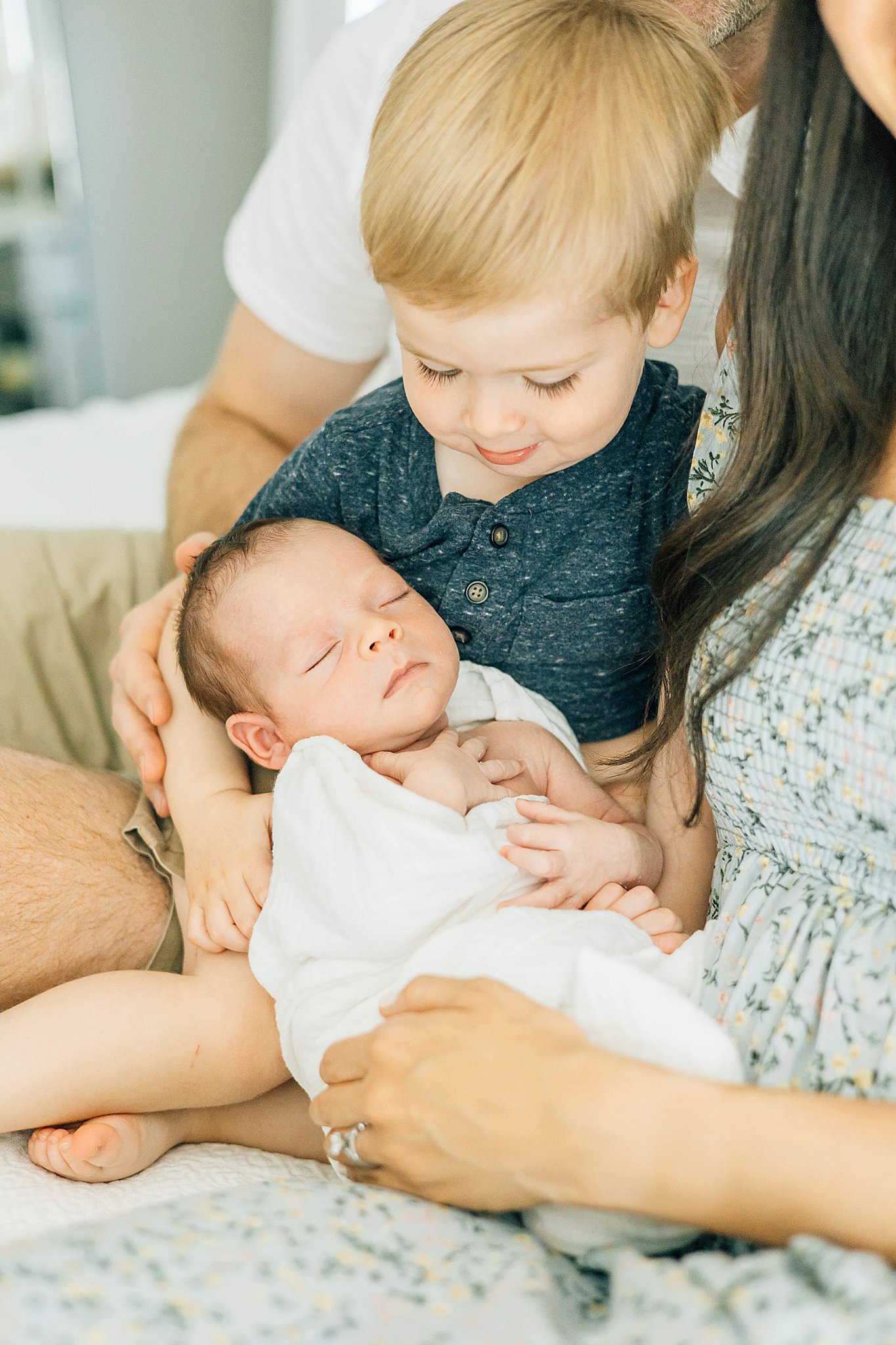 Edina family newborn picture