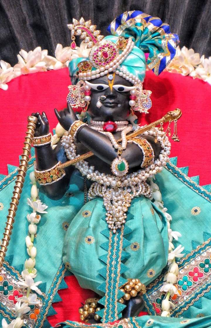 Lord krishna HD wallpaper