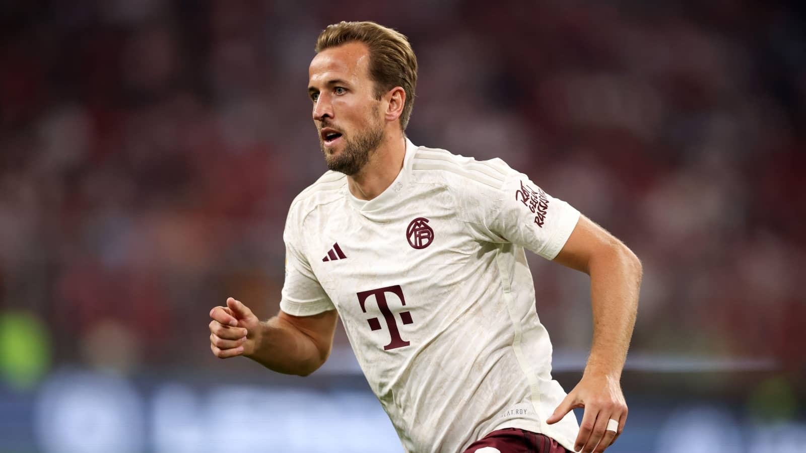 Harry Kane delight with second Bayern