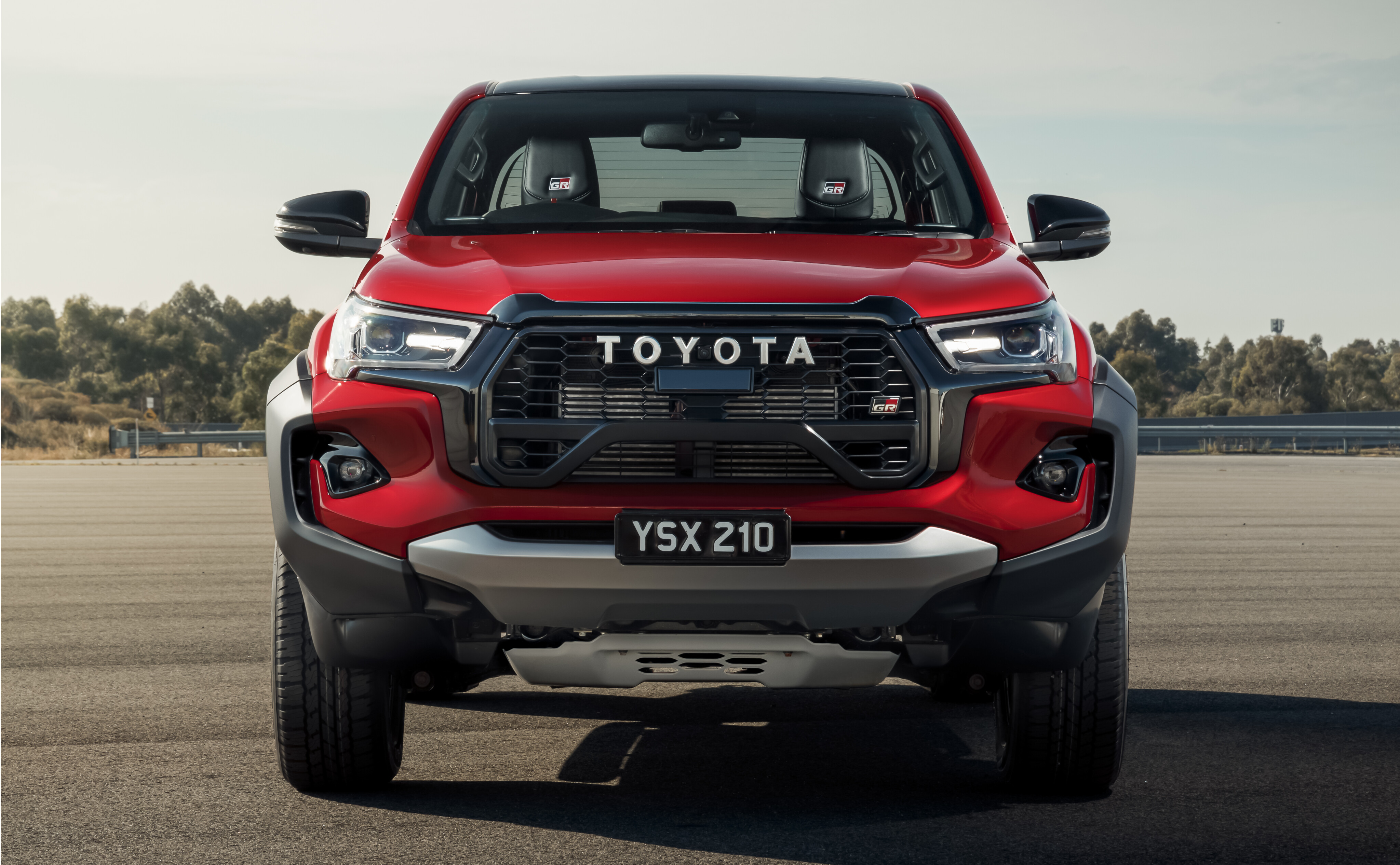 2024 Toyota HiLux: “Surprise” reveal
