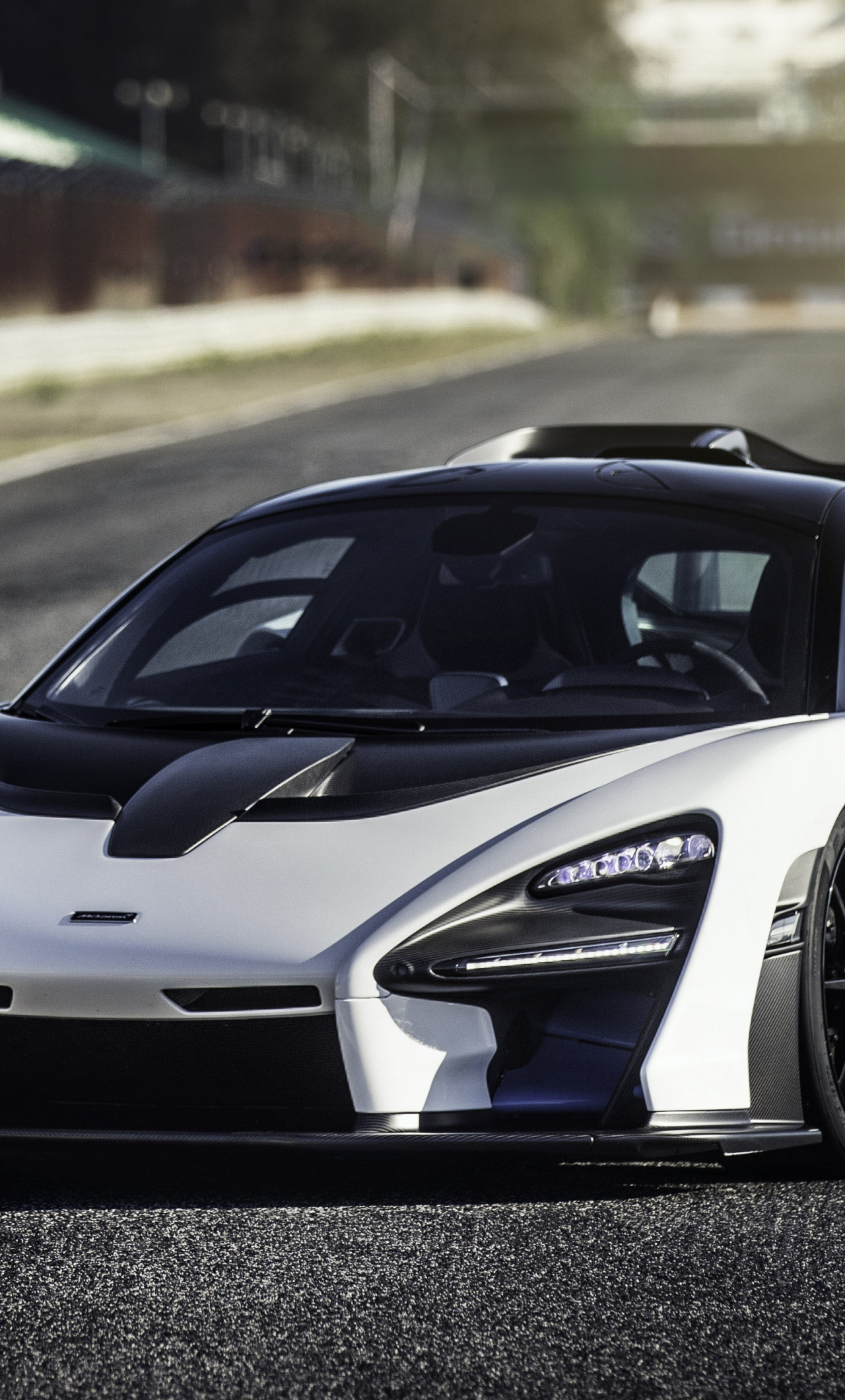 Download wallpaper 1280x2120 mclaren