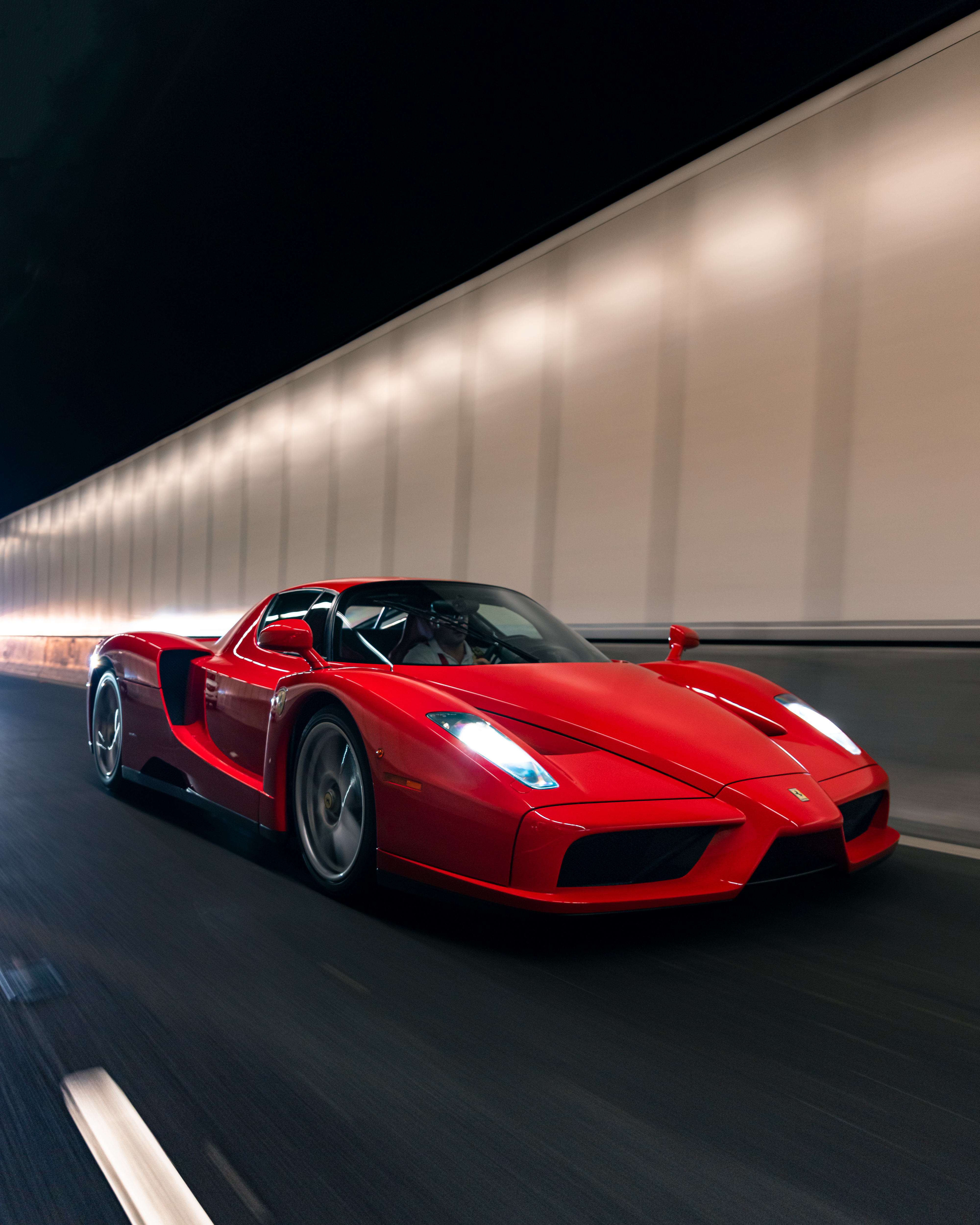 F40r's None Enzo: Readers Rides