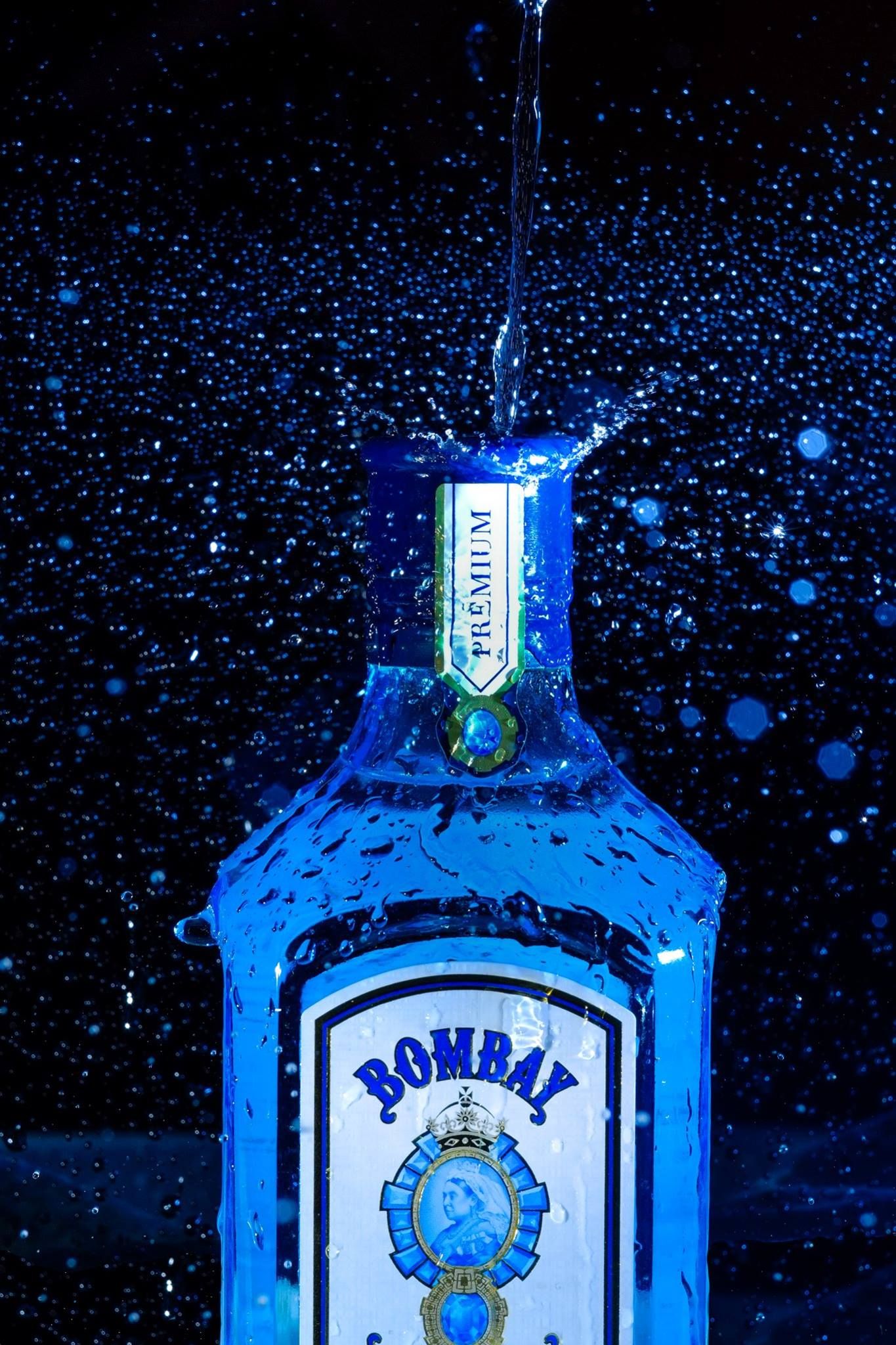 BOMBAYSAPPHIRE. Rượu