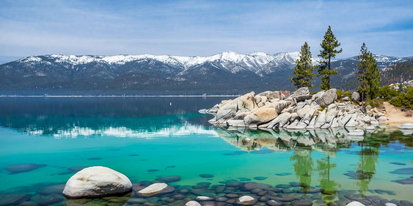 Lake Tahoe Cruises & boat tours