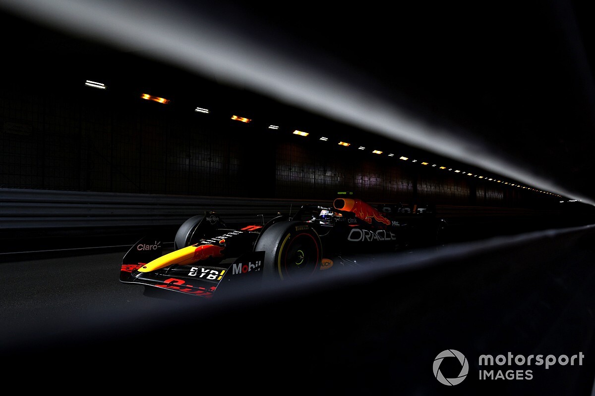 Red Bull 'surprised' by gap to Ferrari