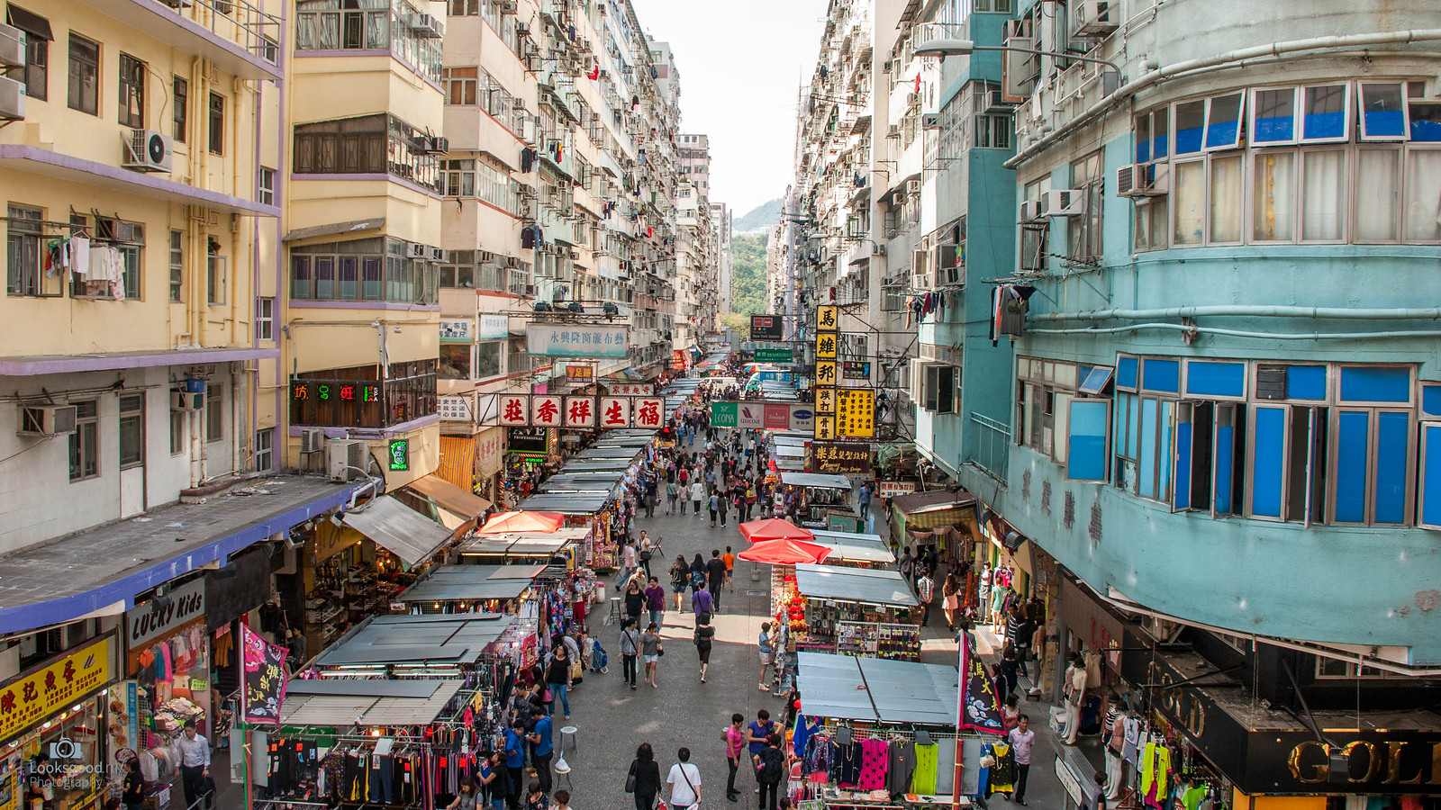 Mongkok Markets 4K Wallpaper