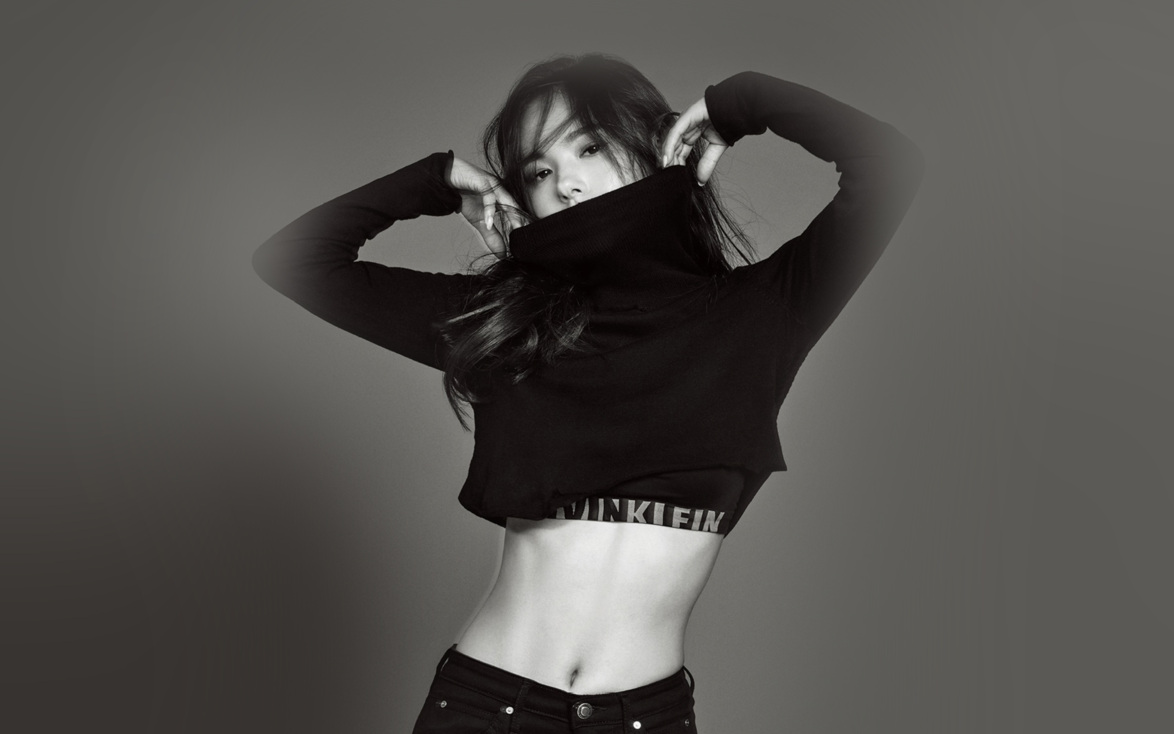Dark Bw Girl Slim Black Kpop