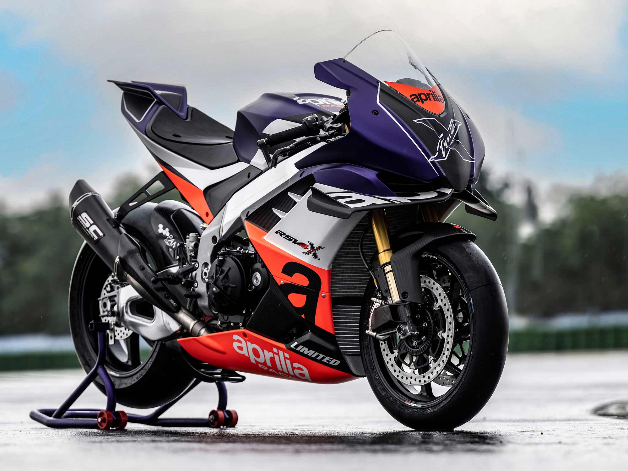 Aprilia RSV4 XTrenta First Look