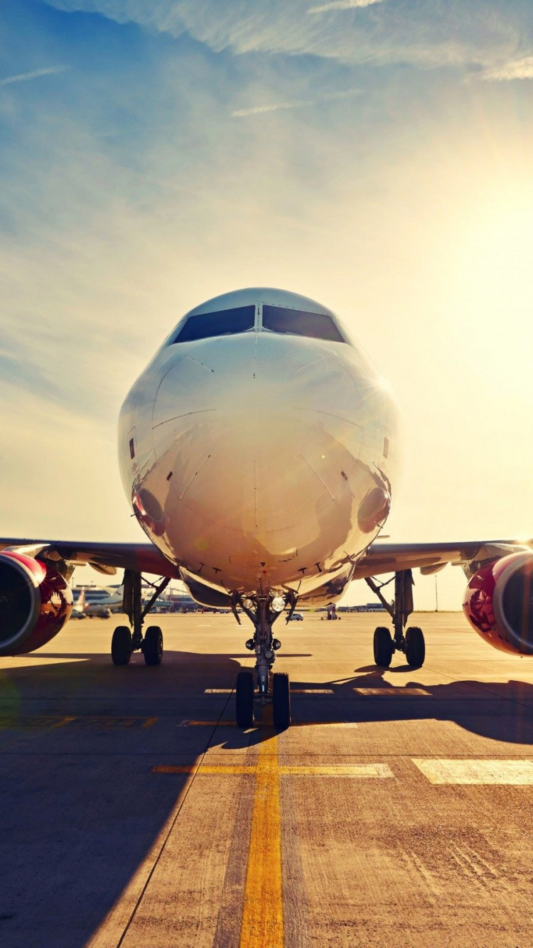 Airport Travel Desktop Wallpaper 96549