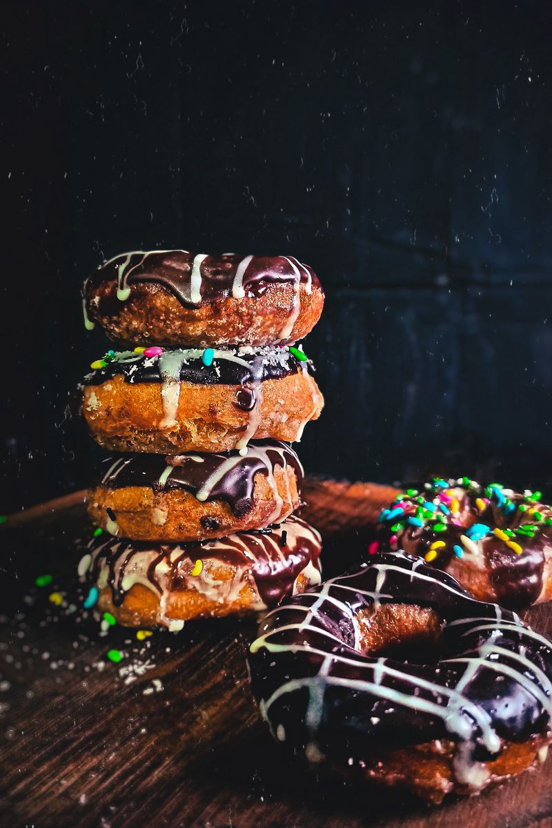 Download wallpaper 800x1200 donuts