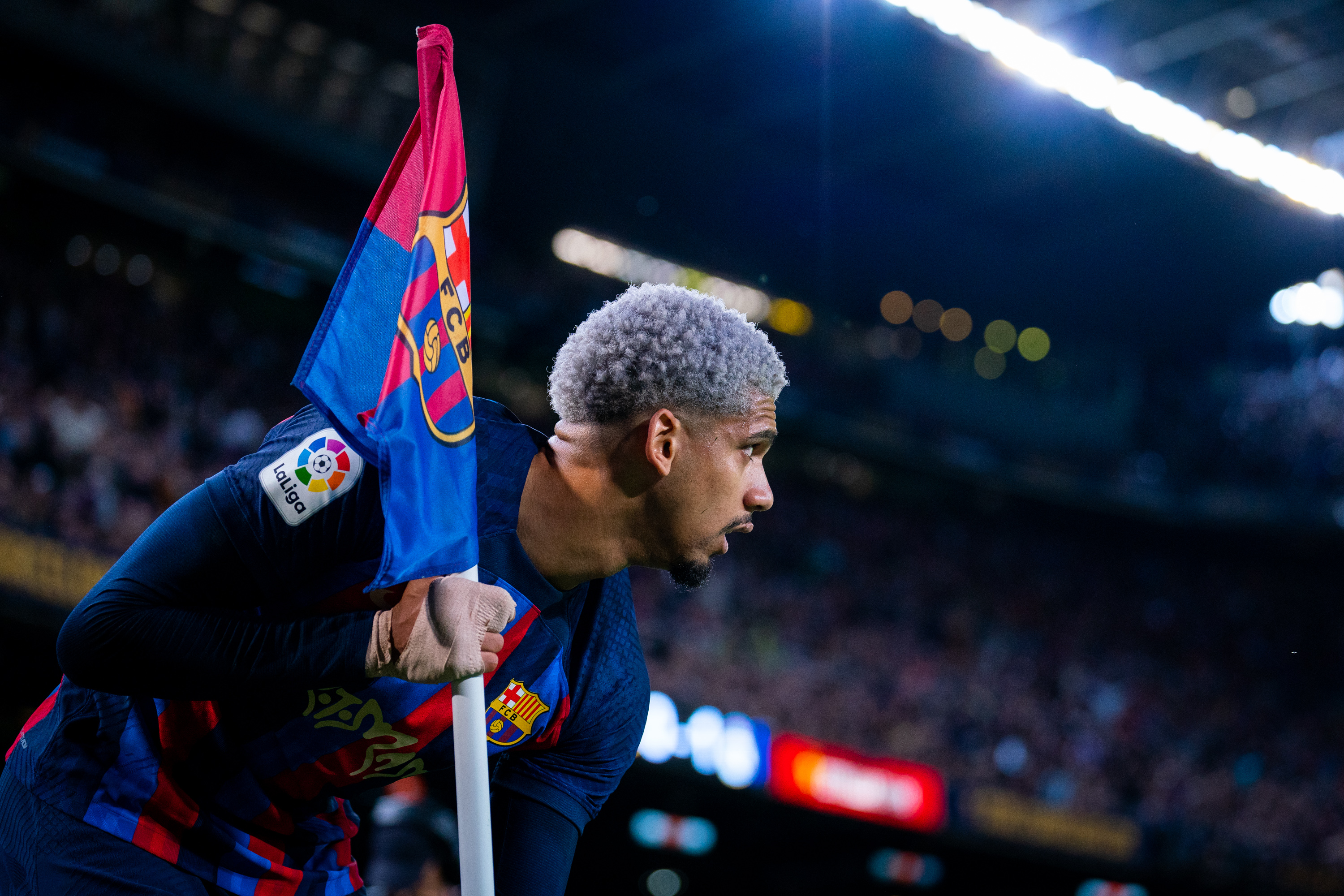 Ronald Araujo has groin strain