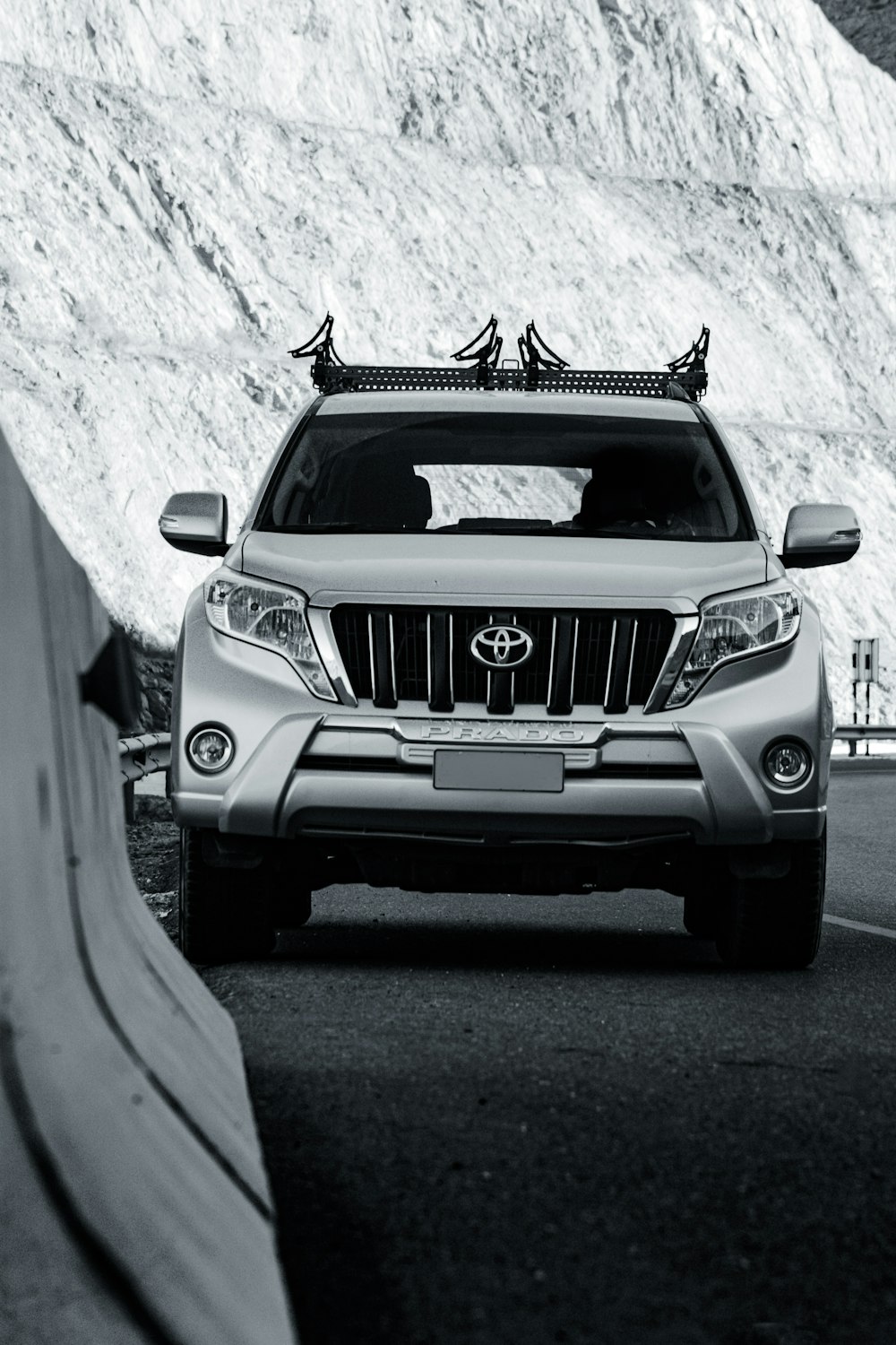 Toyota Land Cruiser Picture