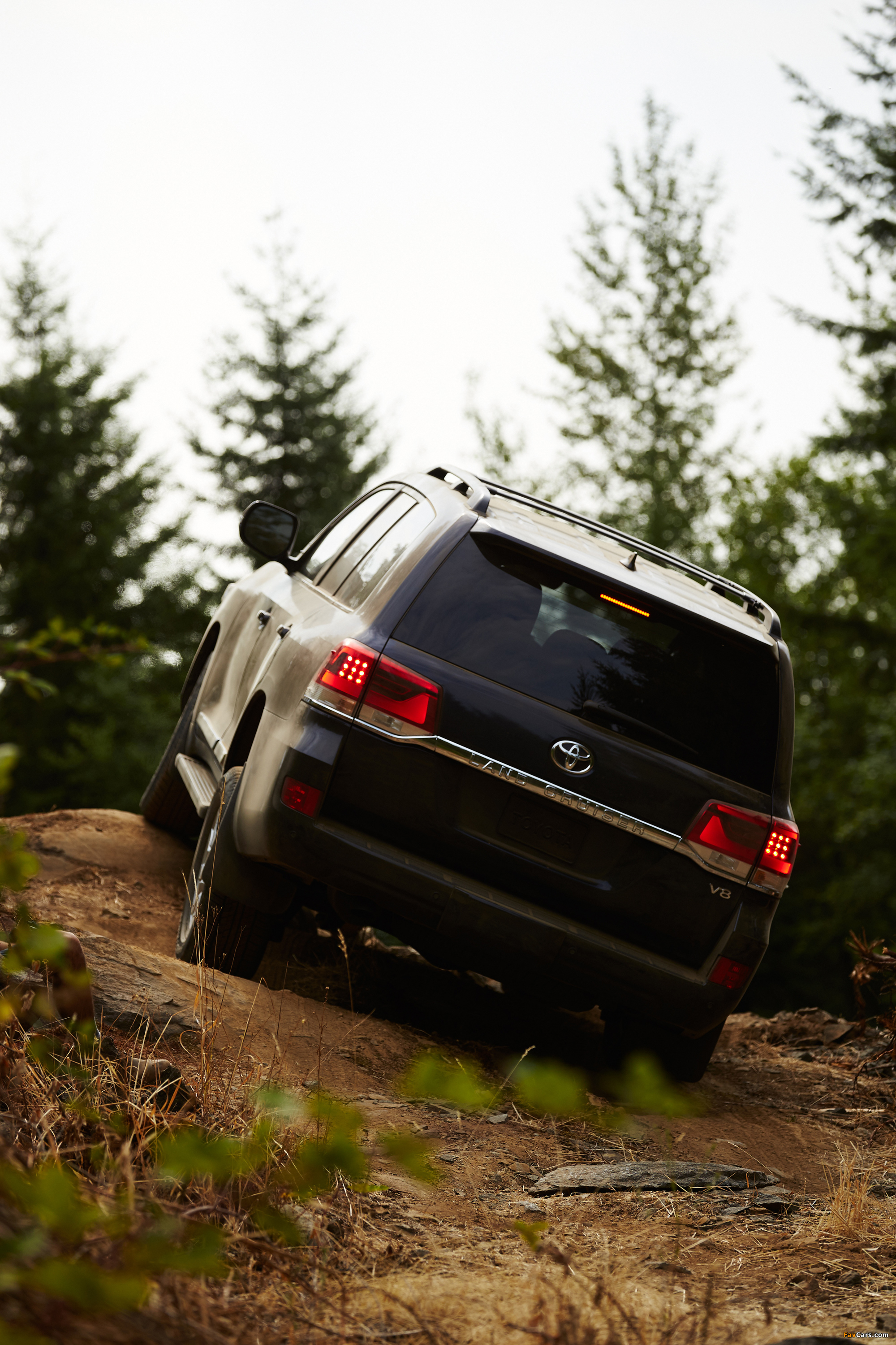 Toyota Land Cruiser US Spec URJ200