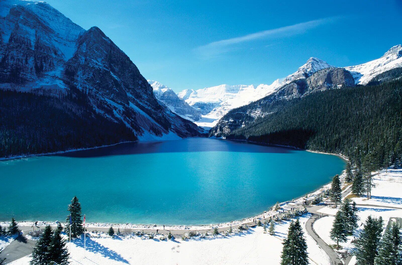 Astonishing Facts About Lake Louise