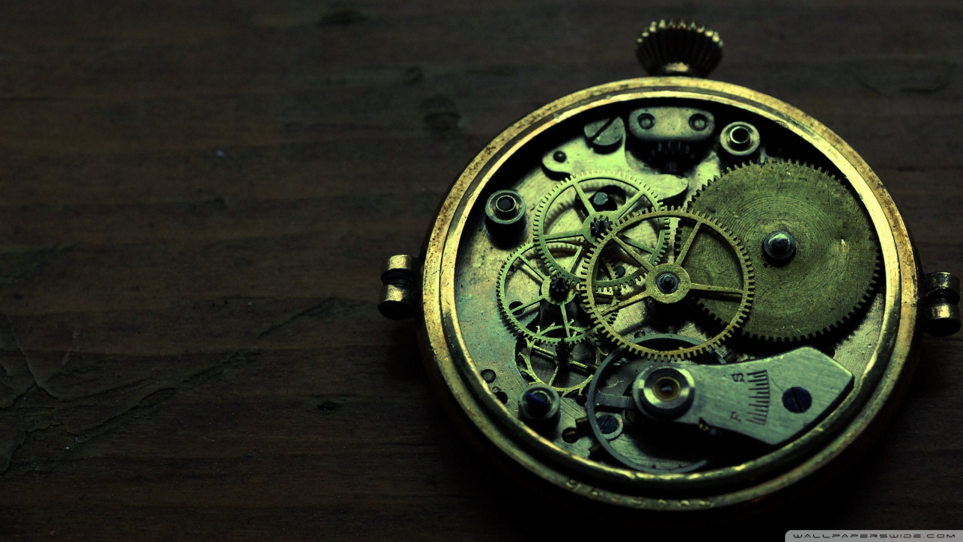 Old Clock Mechanism Ultra HD Desktop