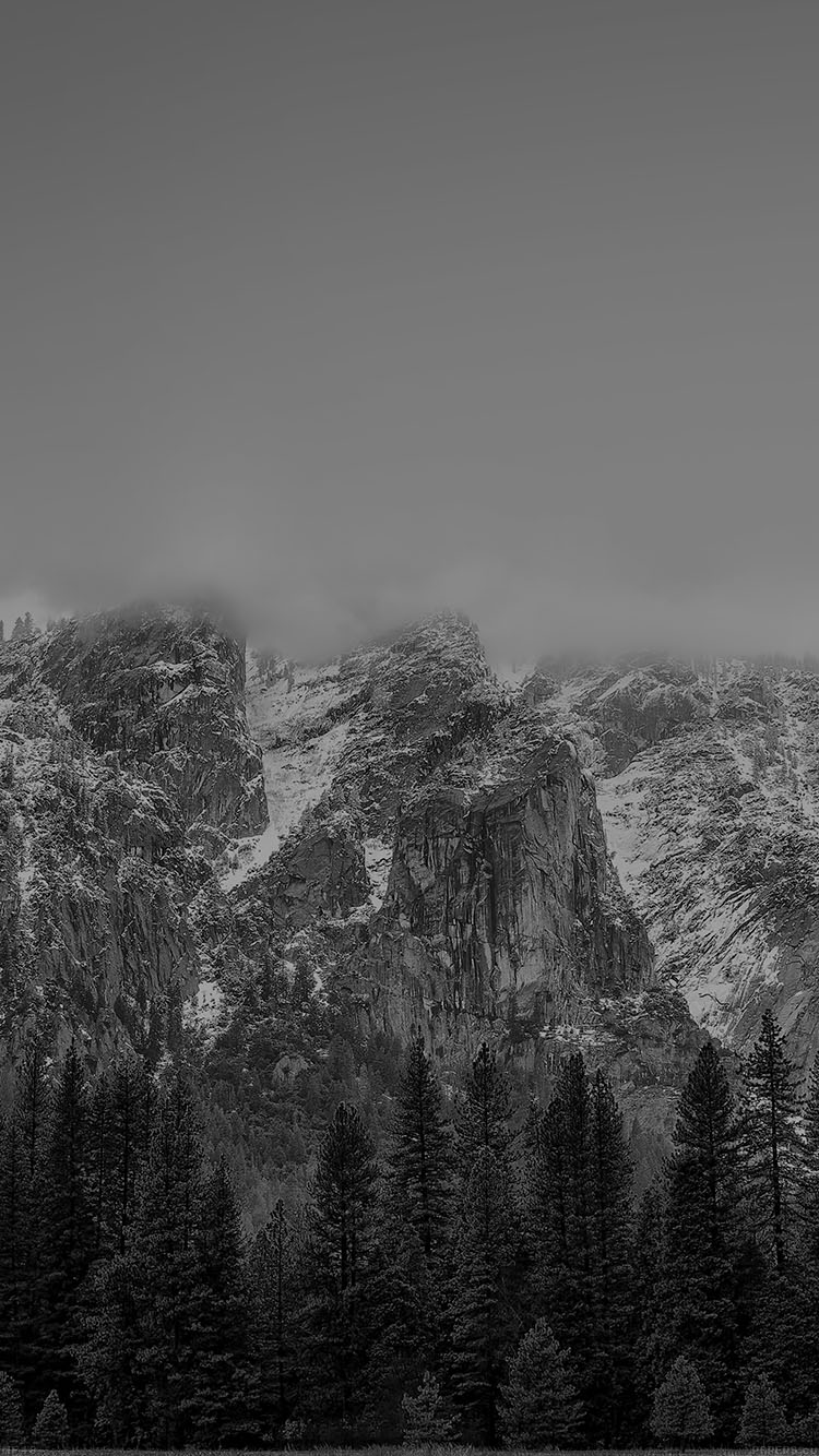 Yosemite Coming Black Snow Round