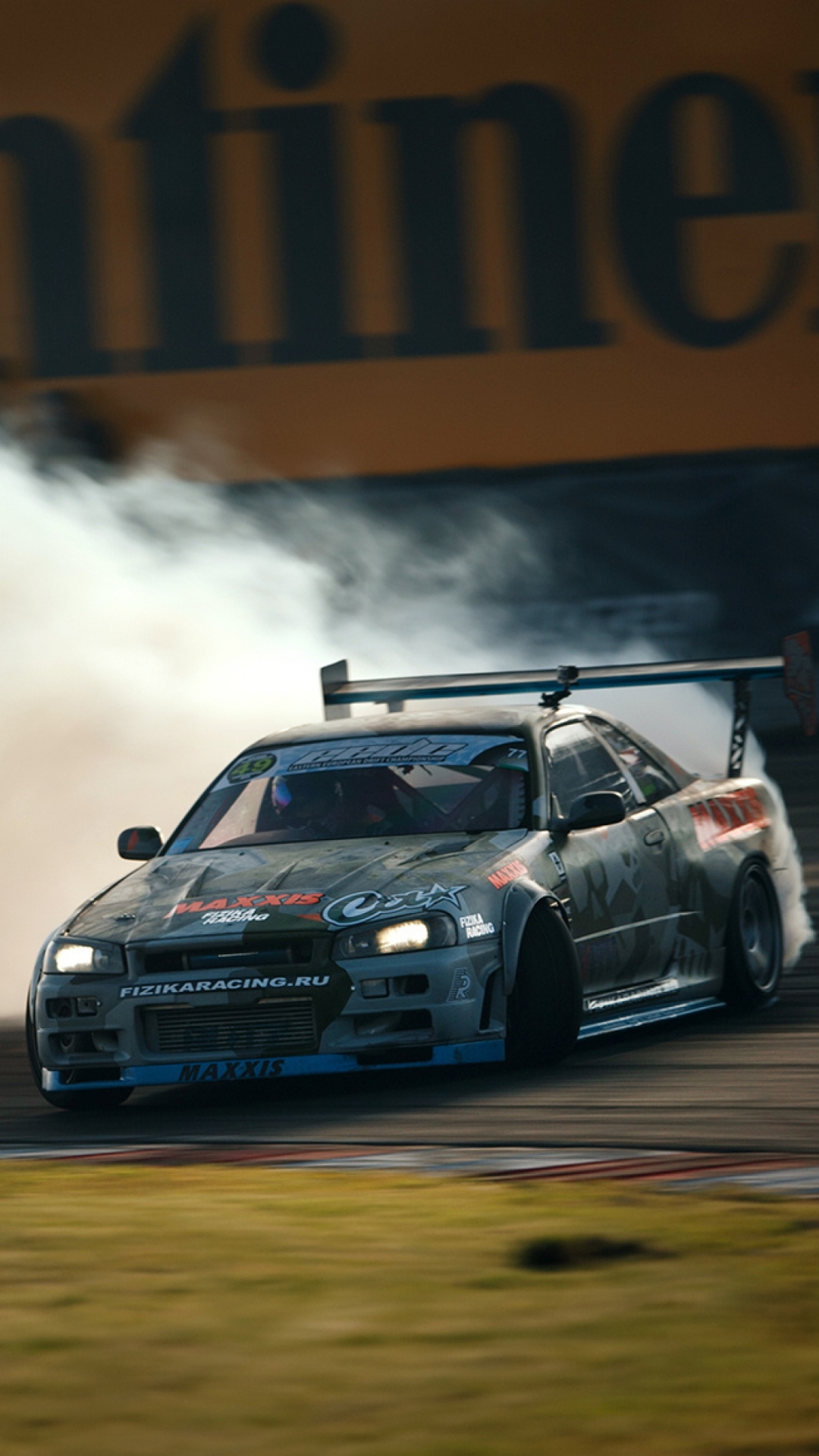Download Drifting wallpaper