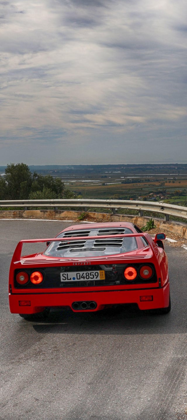Ferrari F40 Legacy Tour wallpaper