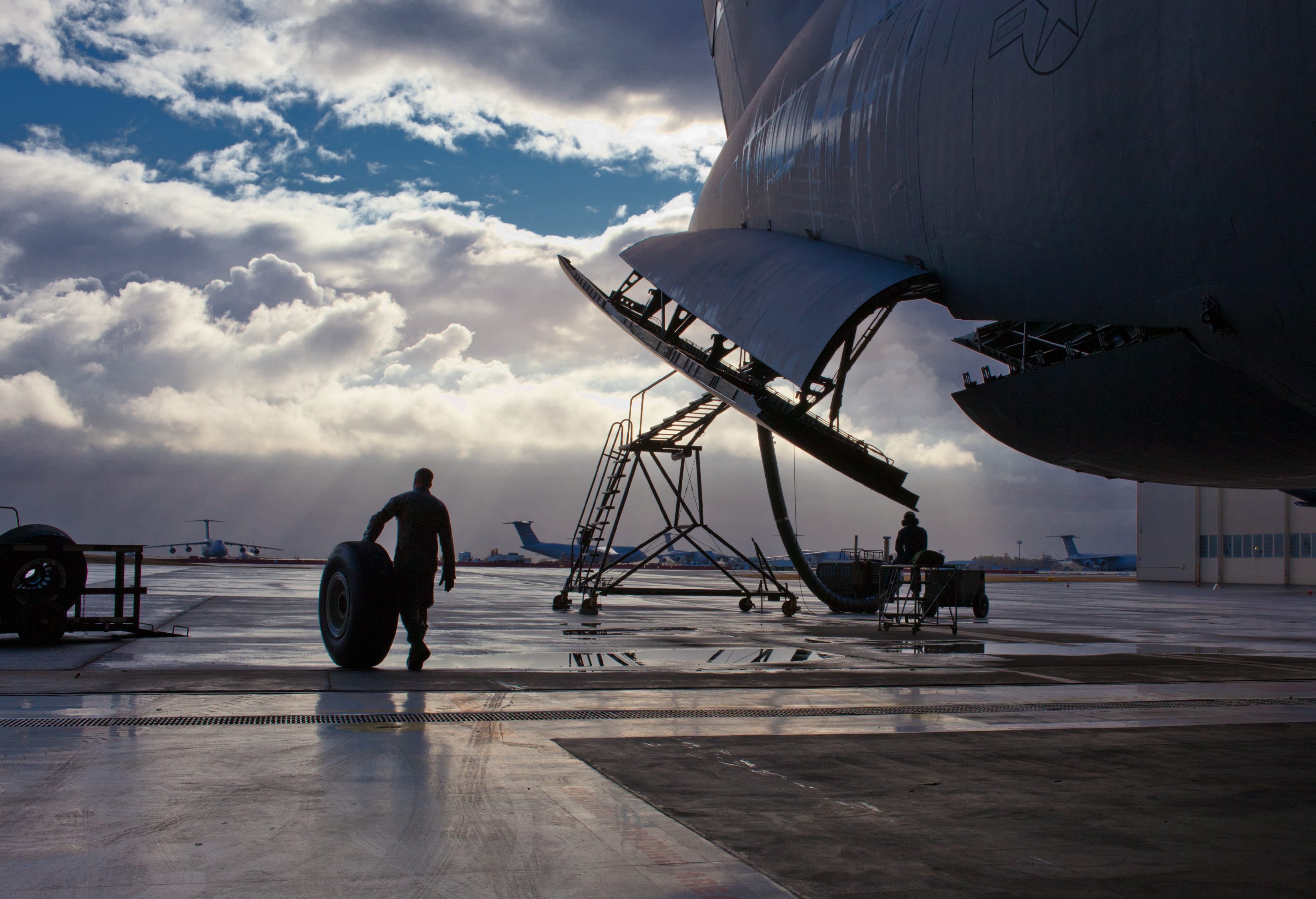 Galaxy > 349th Air Mobility Wing