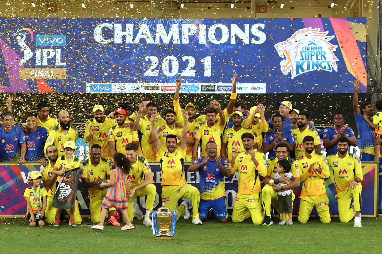 PHOTOS: Dhoni, CSK celebrate IPL title
