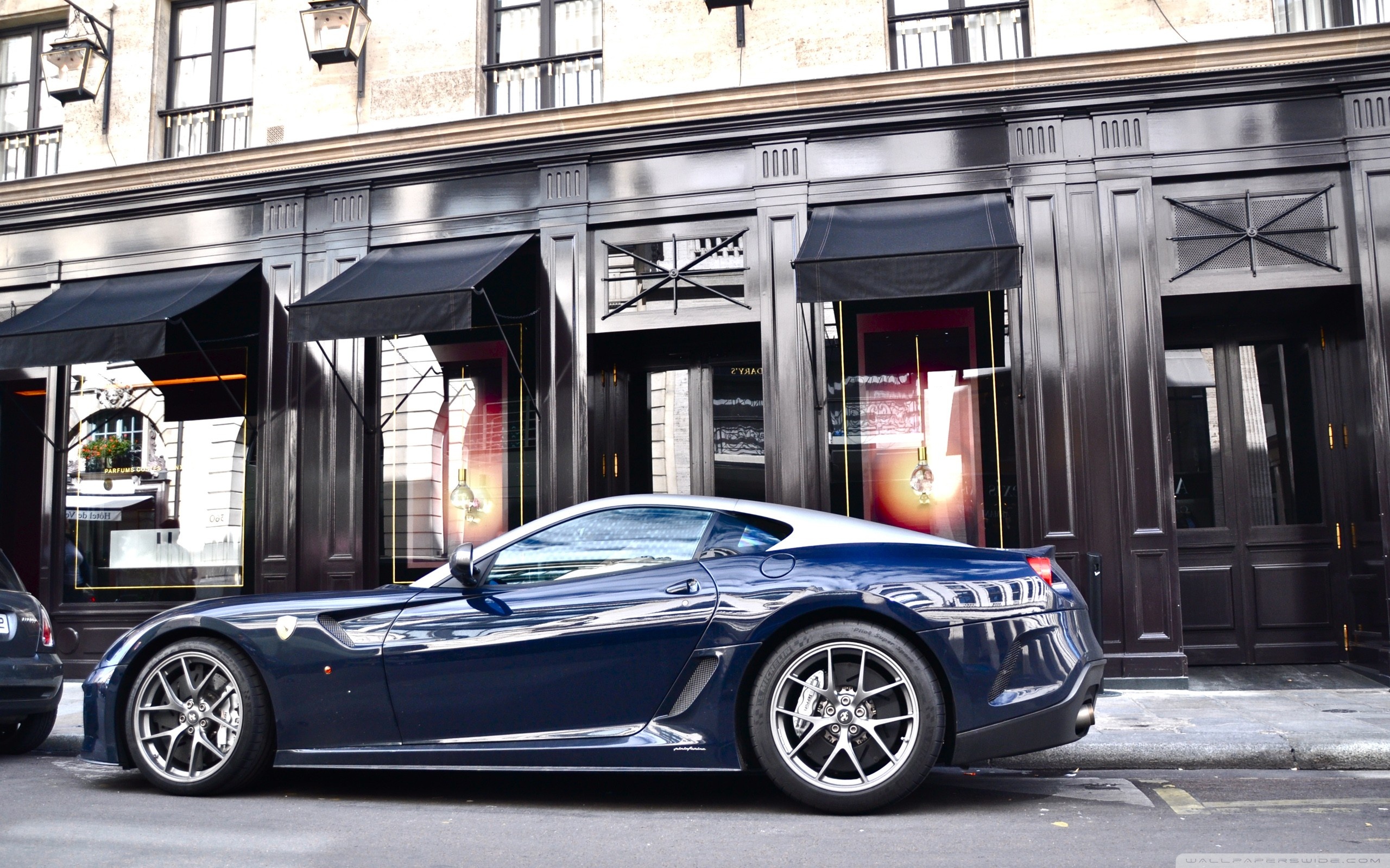 Dark Blue Ferrari Ultra HD Desktop