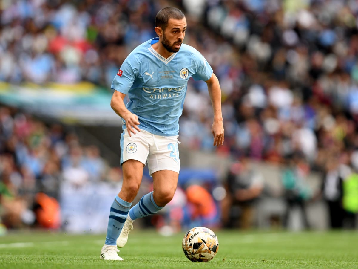 Bernardo Silva extends Manchester City